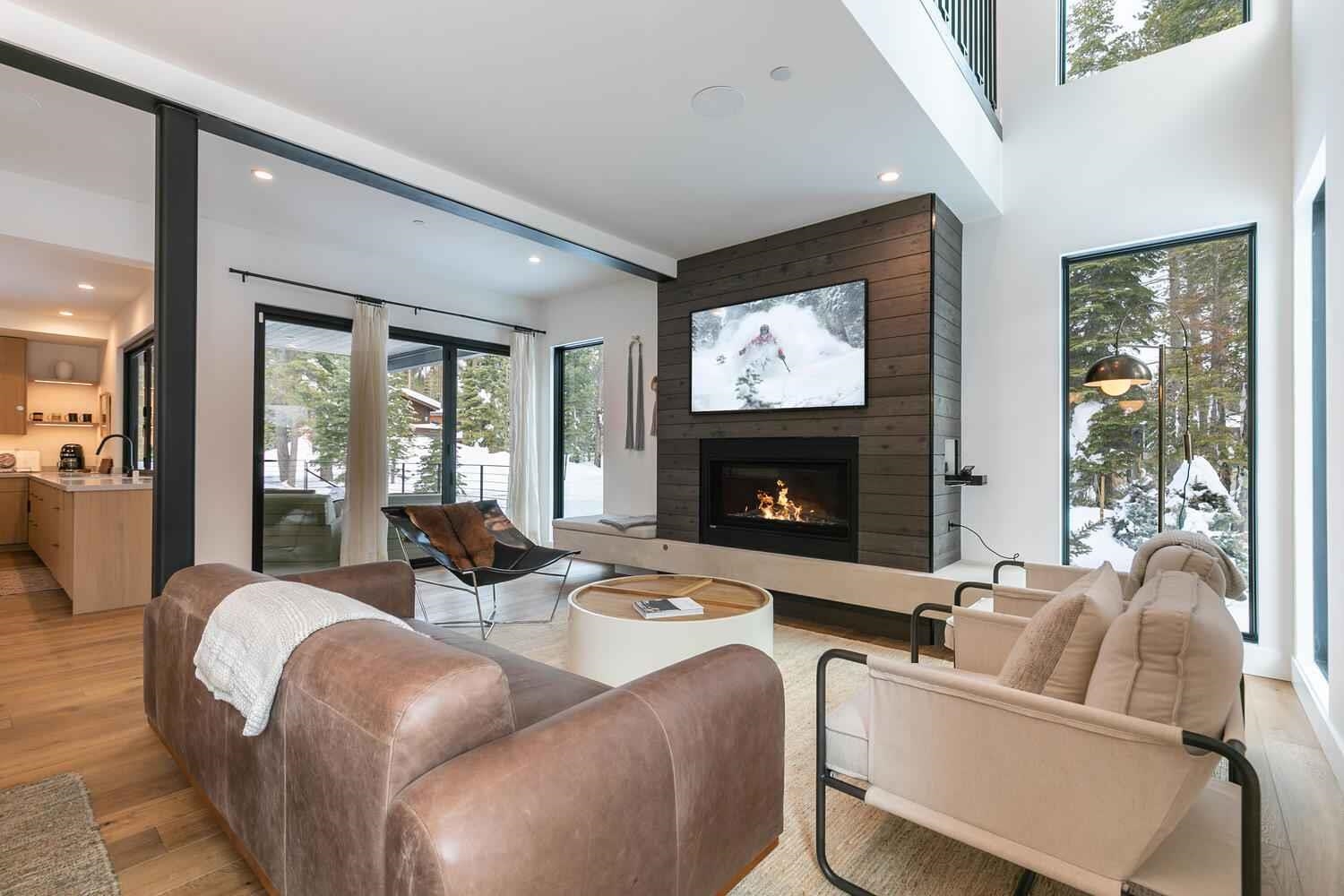 211 Palisades Circle 2