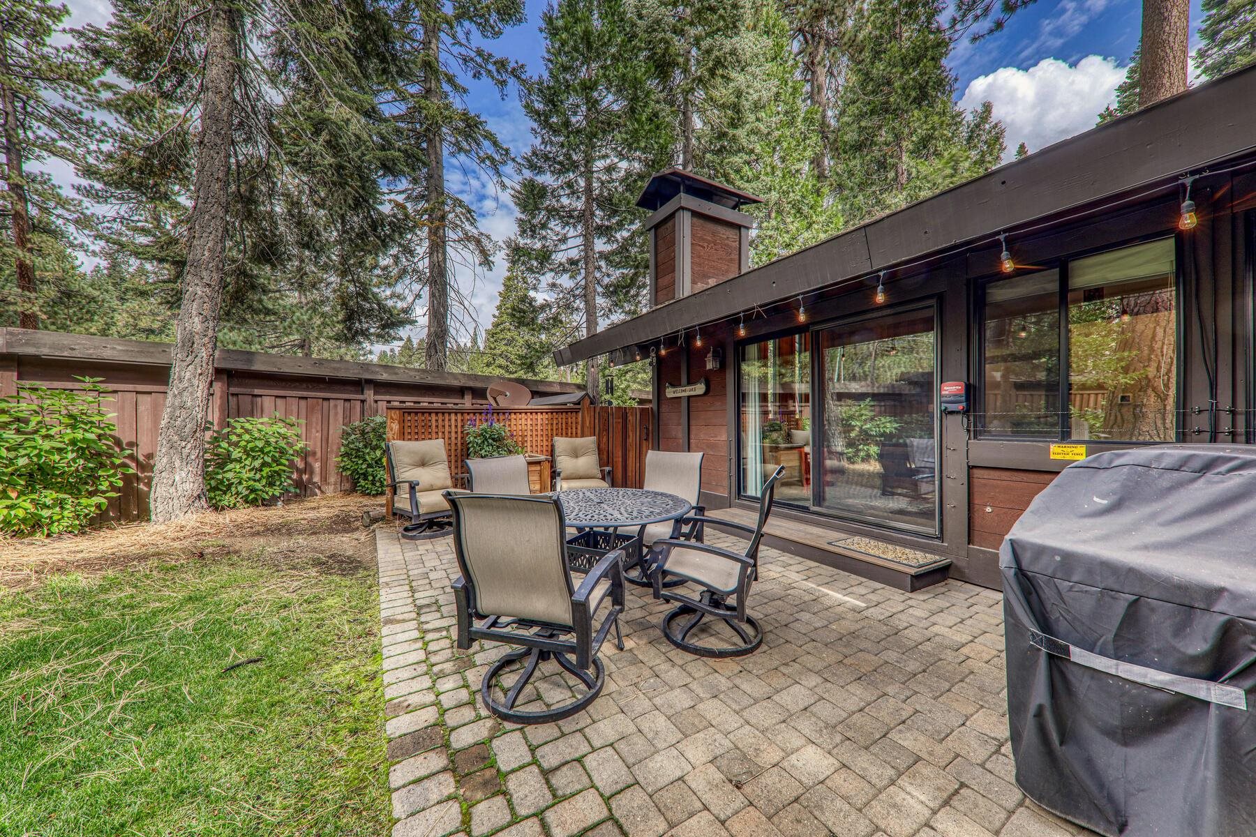 300 West Lake Boulevard 84