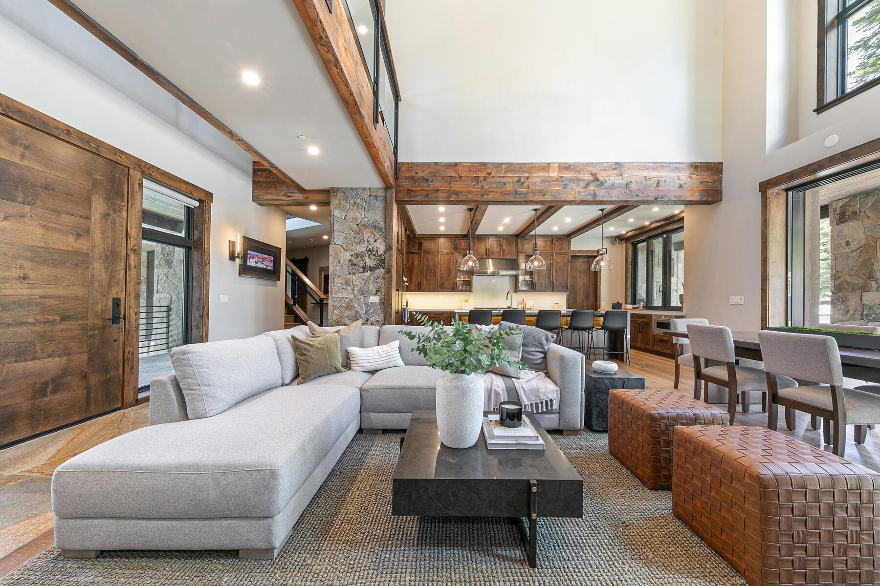 10645 Carson Range Road