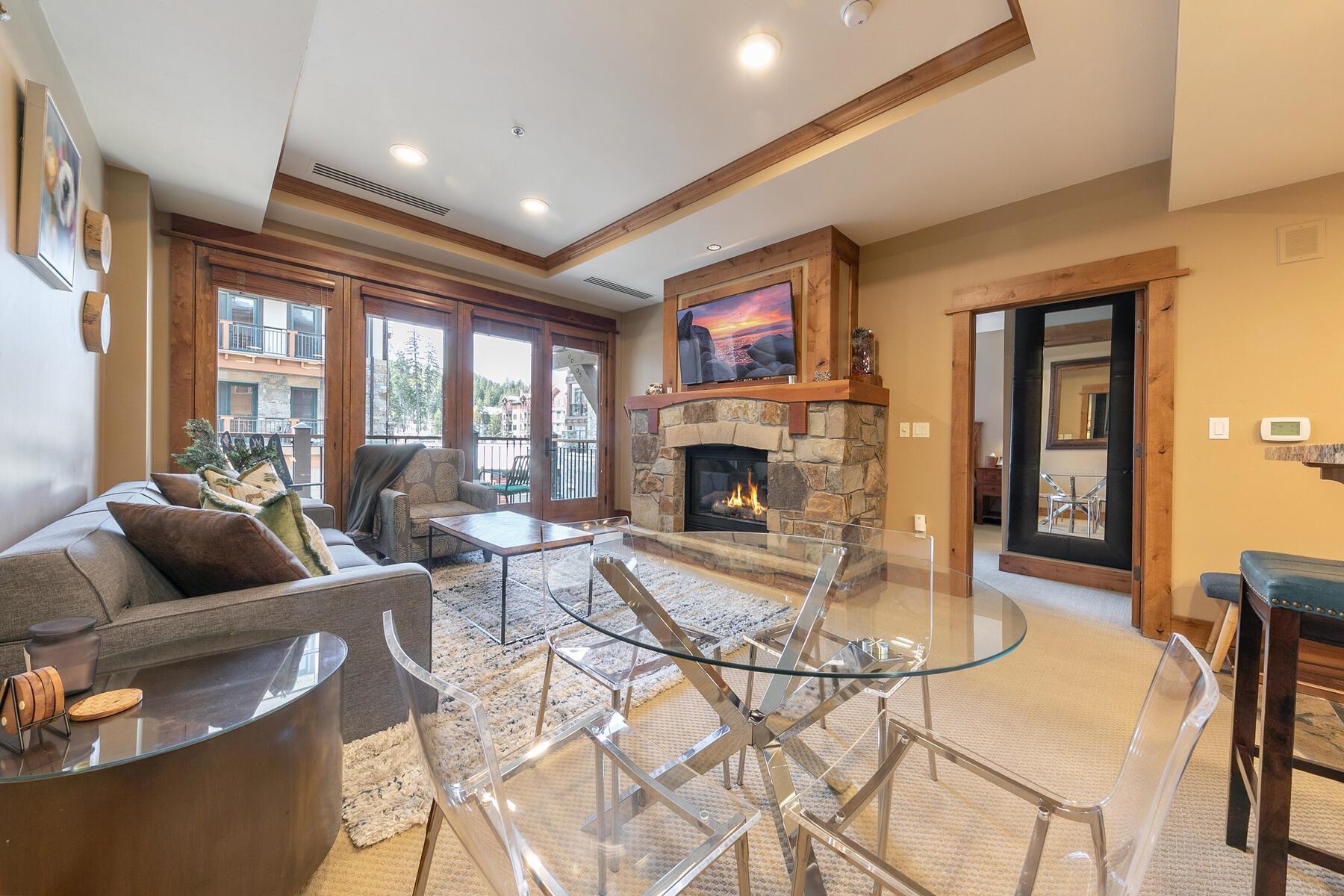 8001 Northstar Drive 212