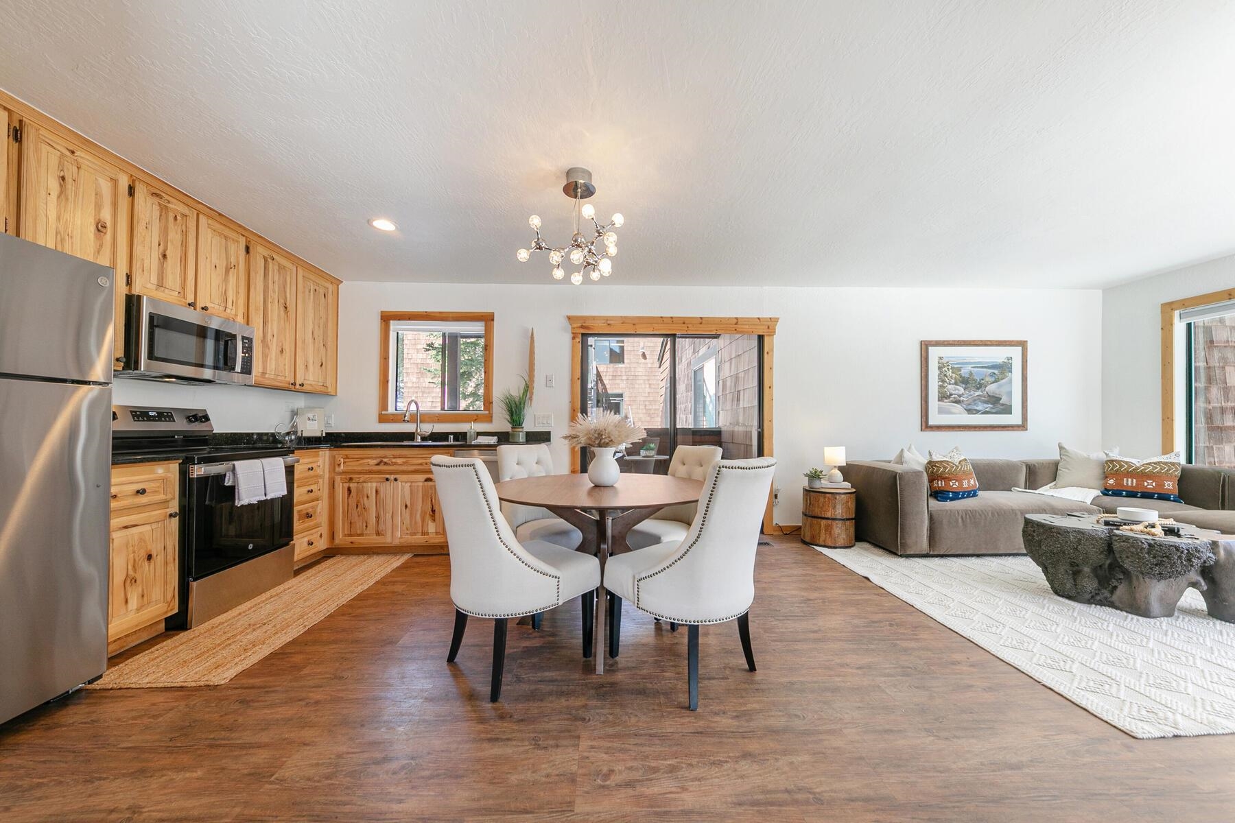 11569 Snowpeak Way 651