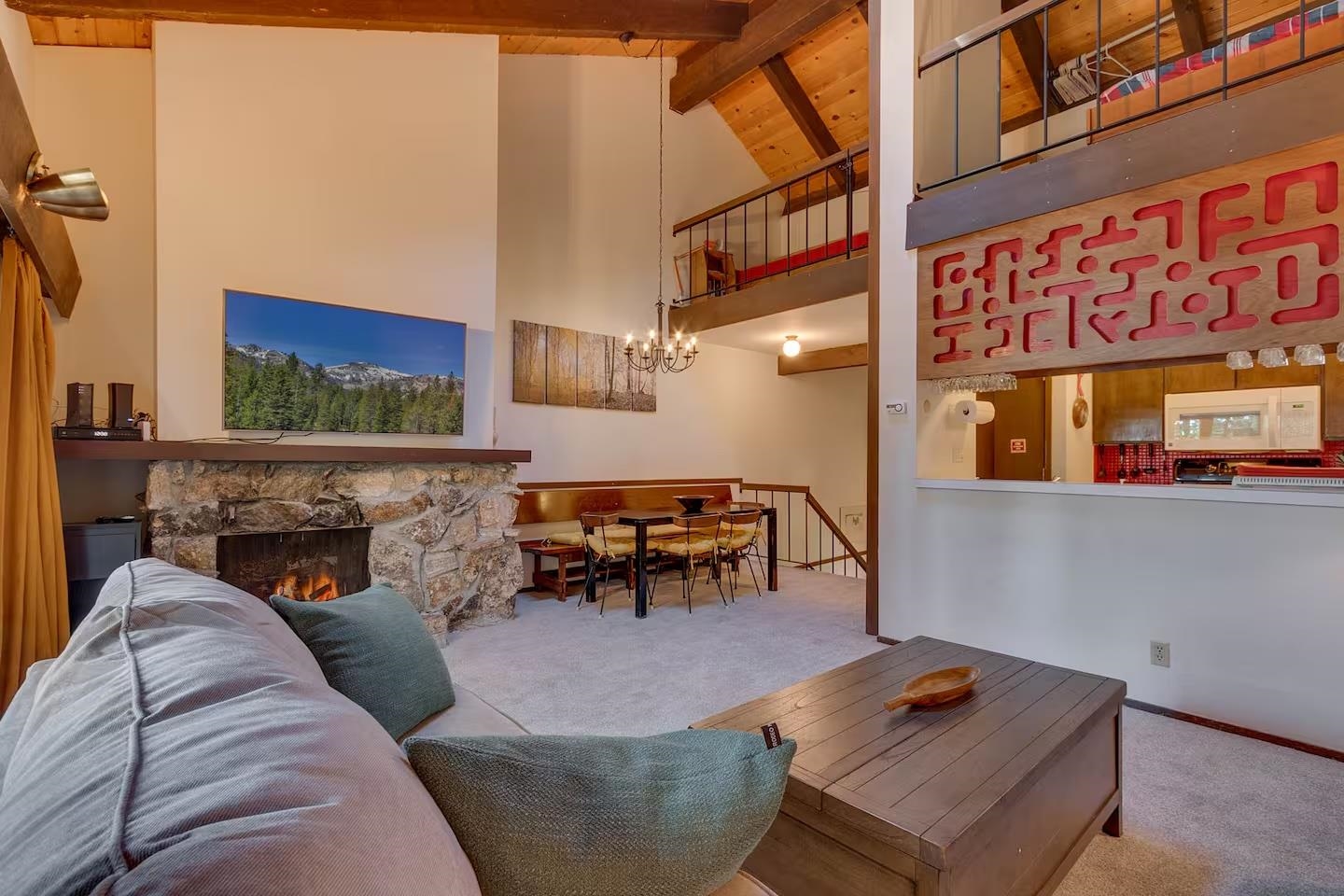 2755 North Lake Boulevard 36