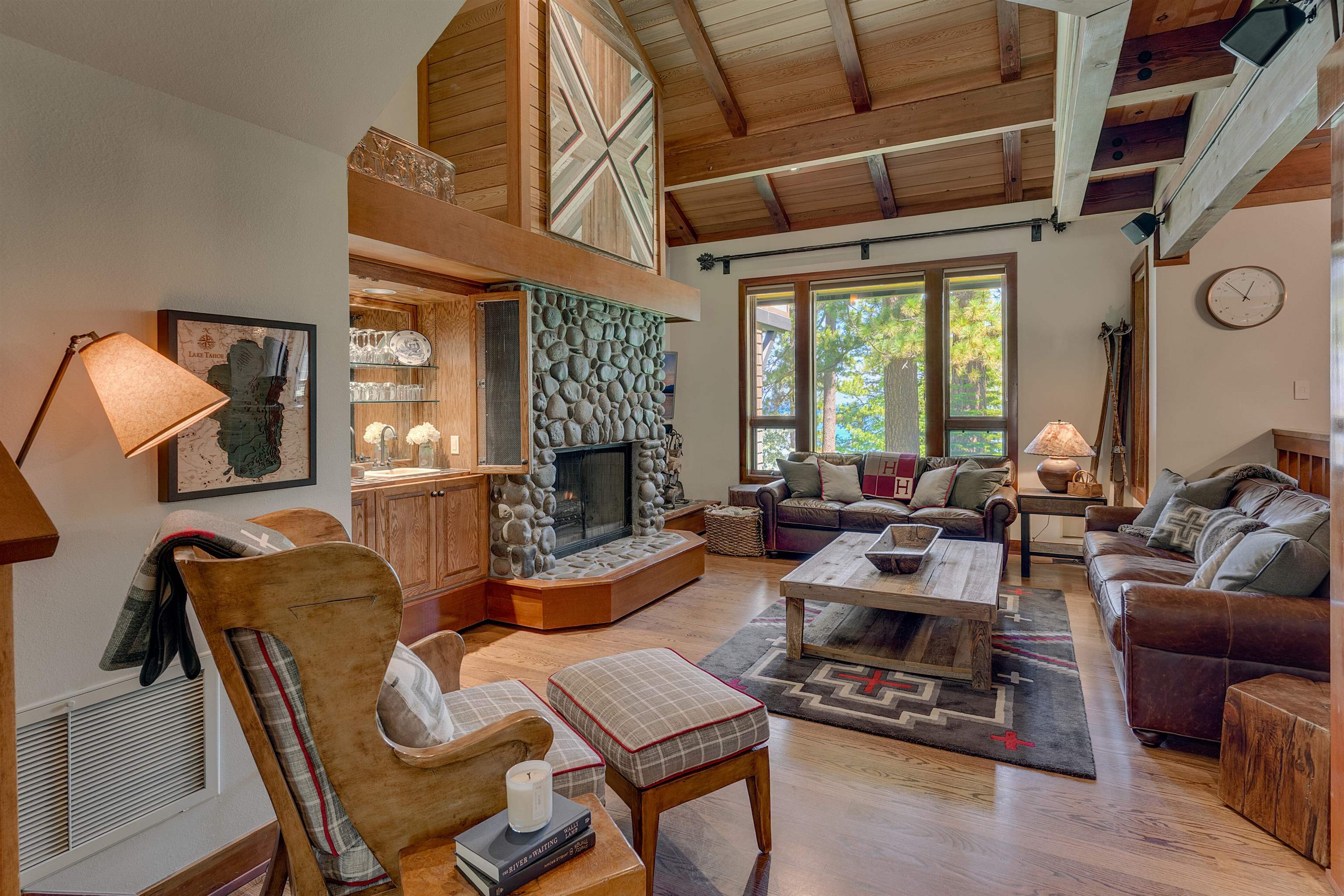 6400 West Lake Boulevard 2