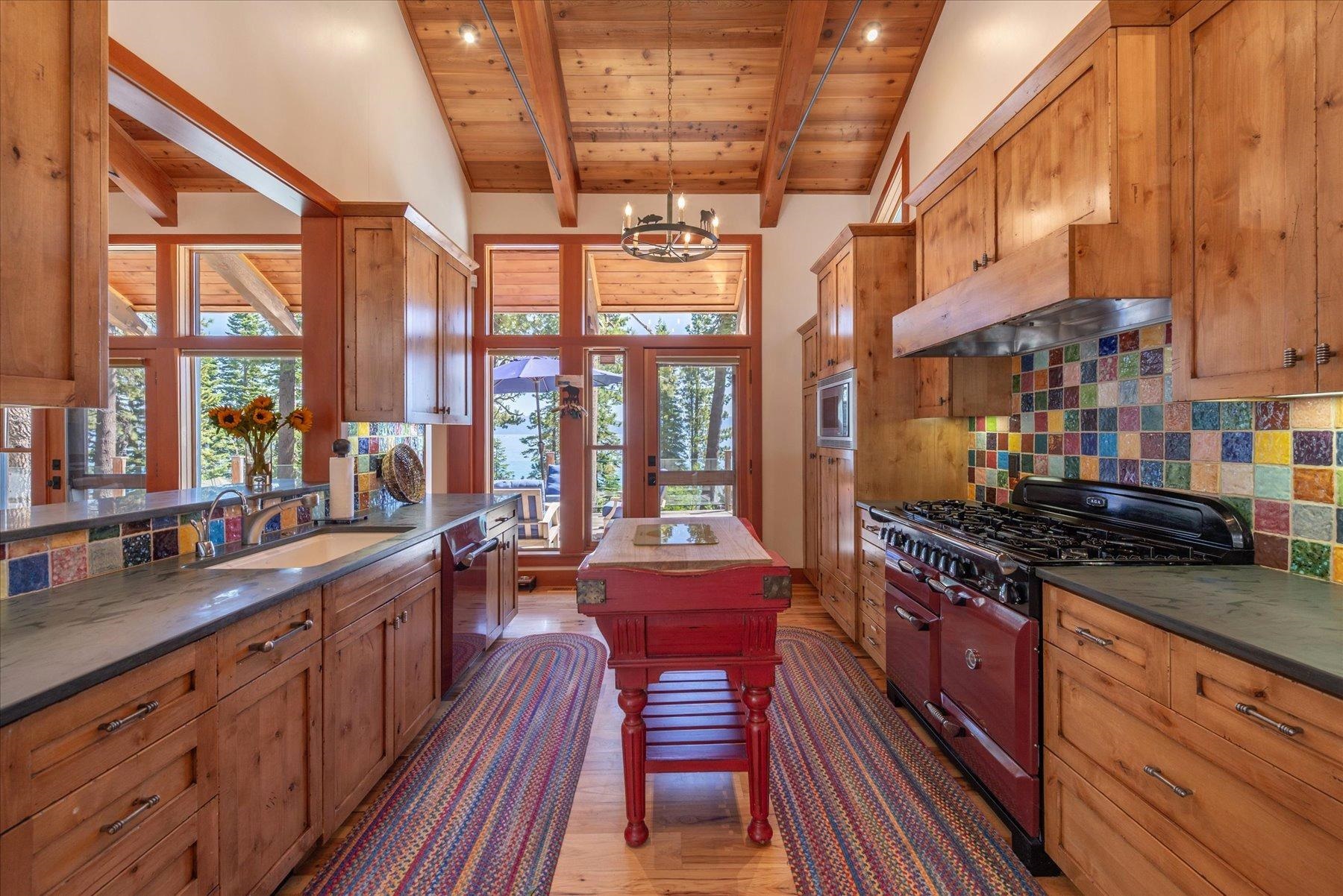 Tahoma, California 96142, United States, 3 Bedrooms Bedrooms, ,3 BathroomsBathrooms,Residential,Active,159353