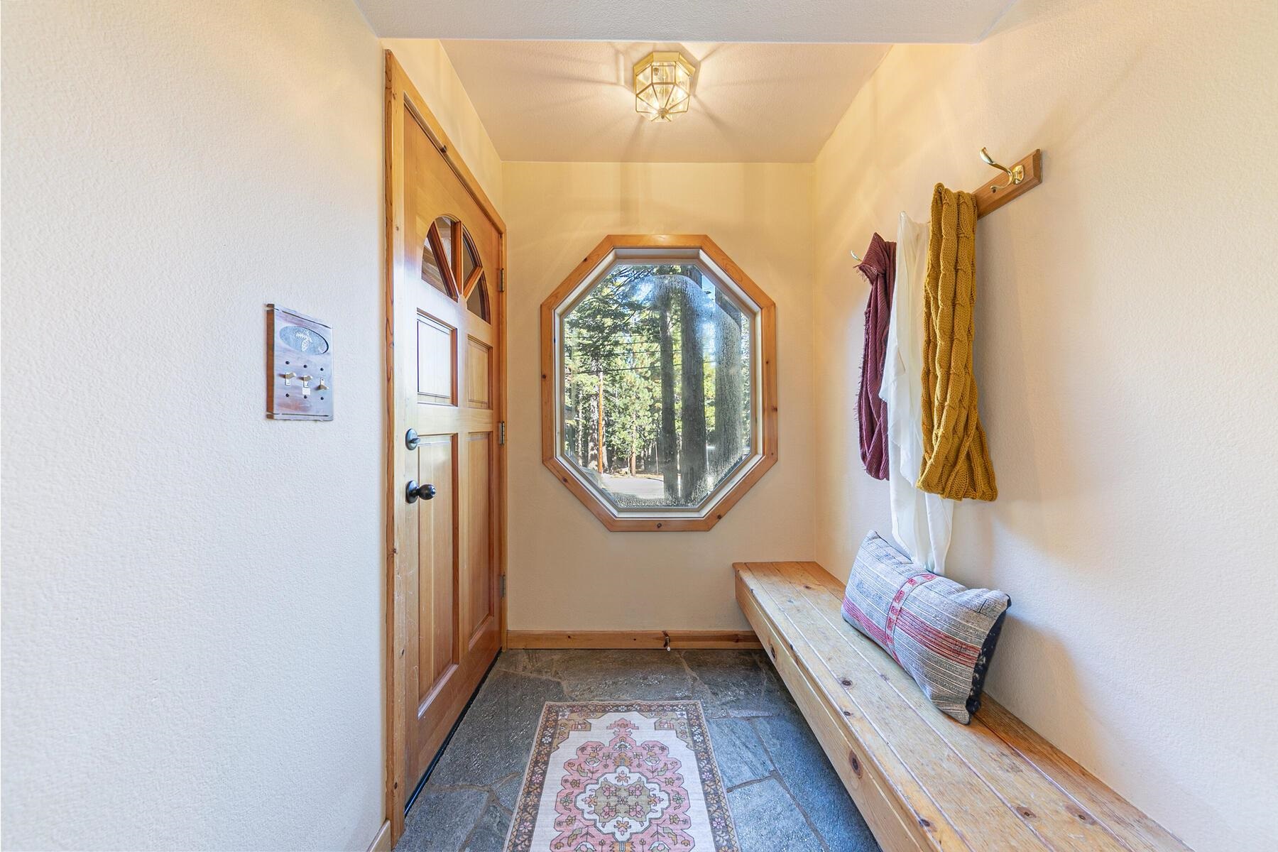 15511 Northwoods Boulevard