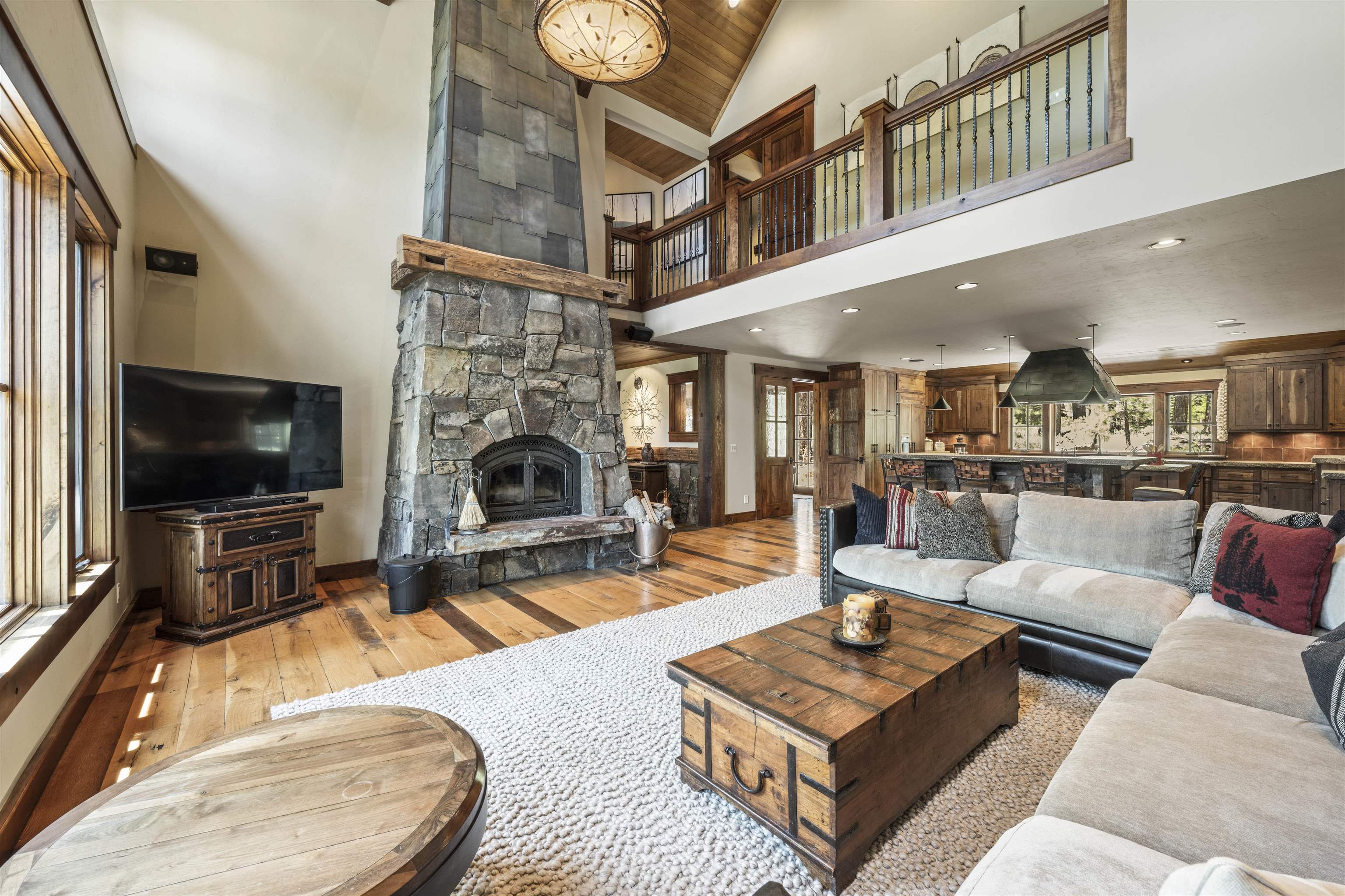 13123 Snowshoe Thompson