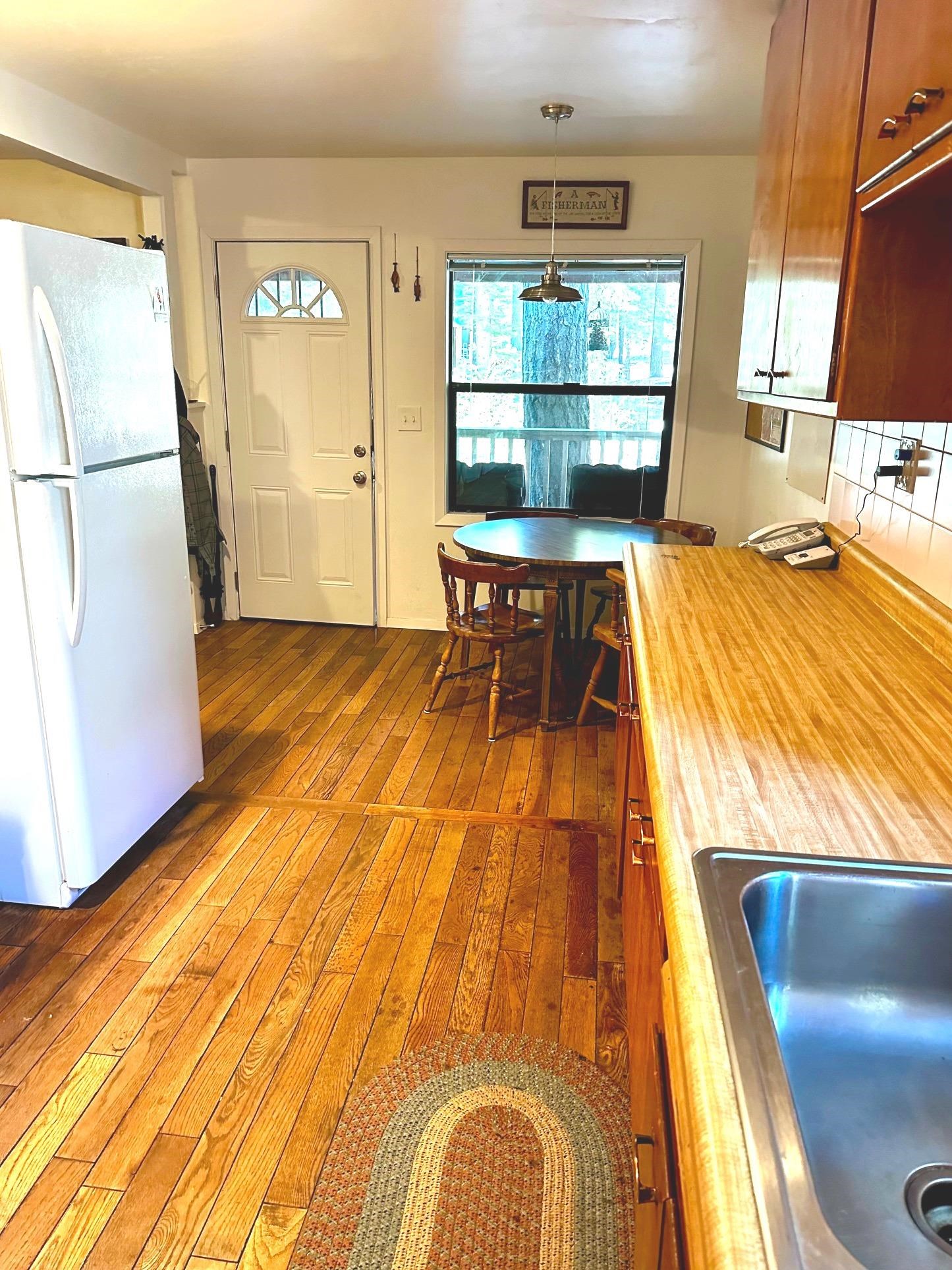 Sierra City, California 96125, United States, 2 Bedrooms Bedrooms, ,1 BathroomBathrooms,Residential,Contingent,50778