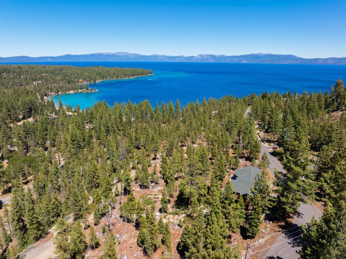 Tahoma, California 96142, United States, 5 Bedrooms Bedrooms, ,4 BathroomsBathrooms,Residential,Active,127368