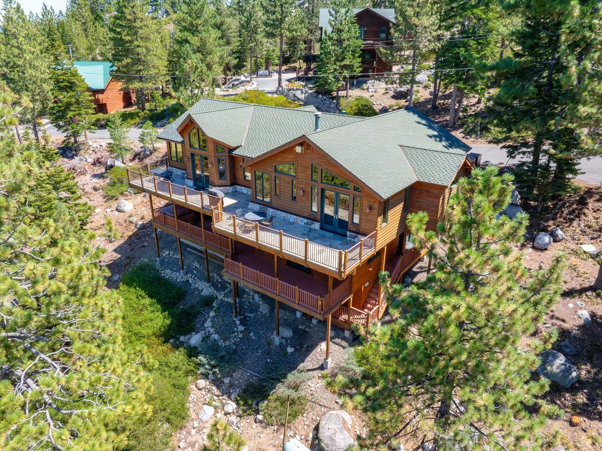 Tahoma, California 96142, United States, 5 Bedrooms Bedrooms, ,4 BathroomsBathrooms,Residential,Active,127368