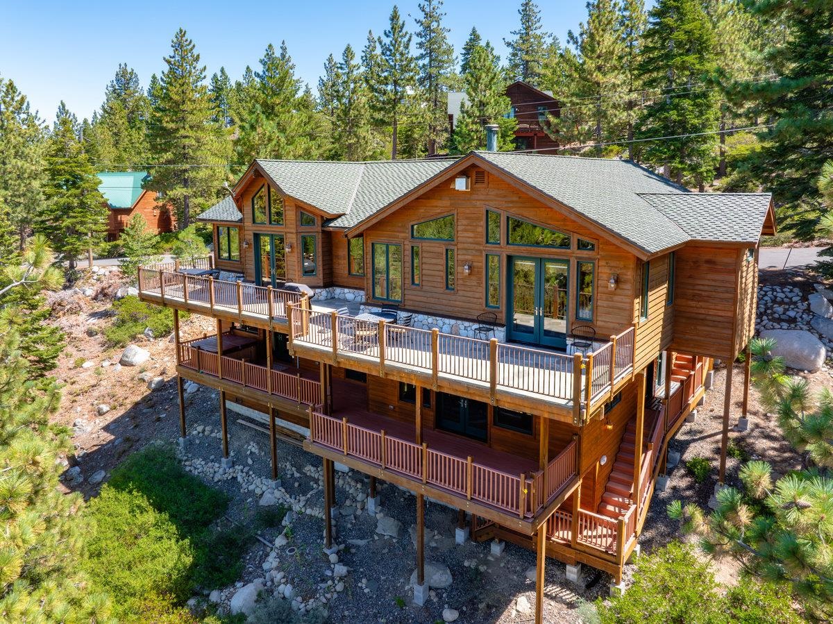 Tahoma, California 96142, United States, 5 Bedrooms Bedrooms, ,4 BathroomsBathrooms,Residential,Active,127368