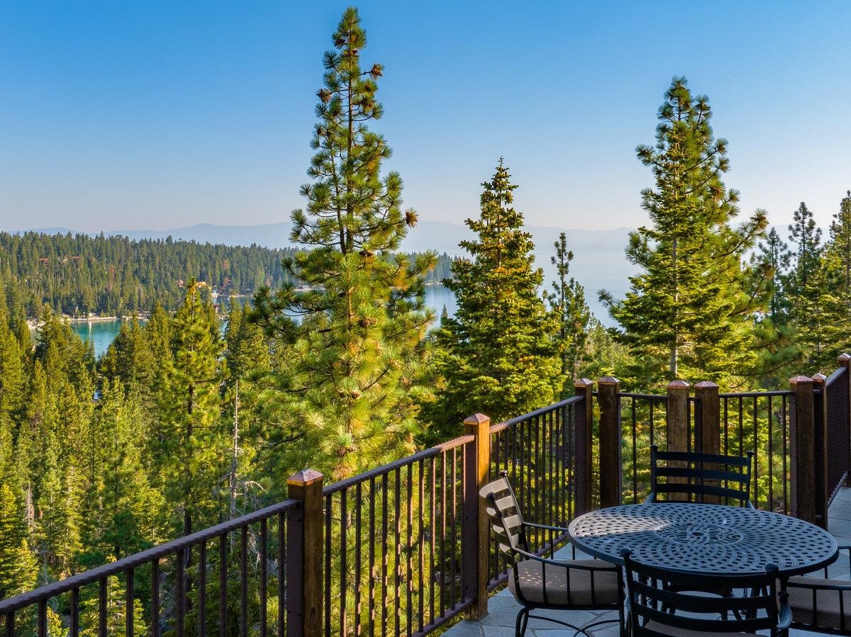 Tahoma, California 96142, United States, 5 Bedrooms Bedrooms, ,4 BathroomsBathrooms,Residential,Active,127368