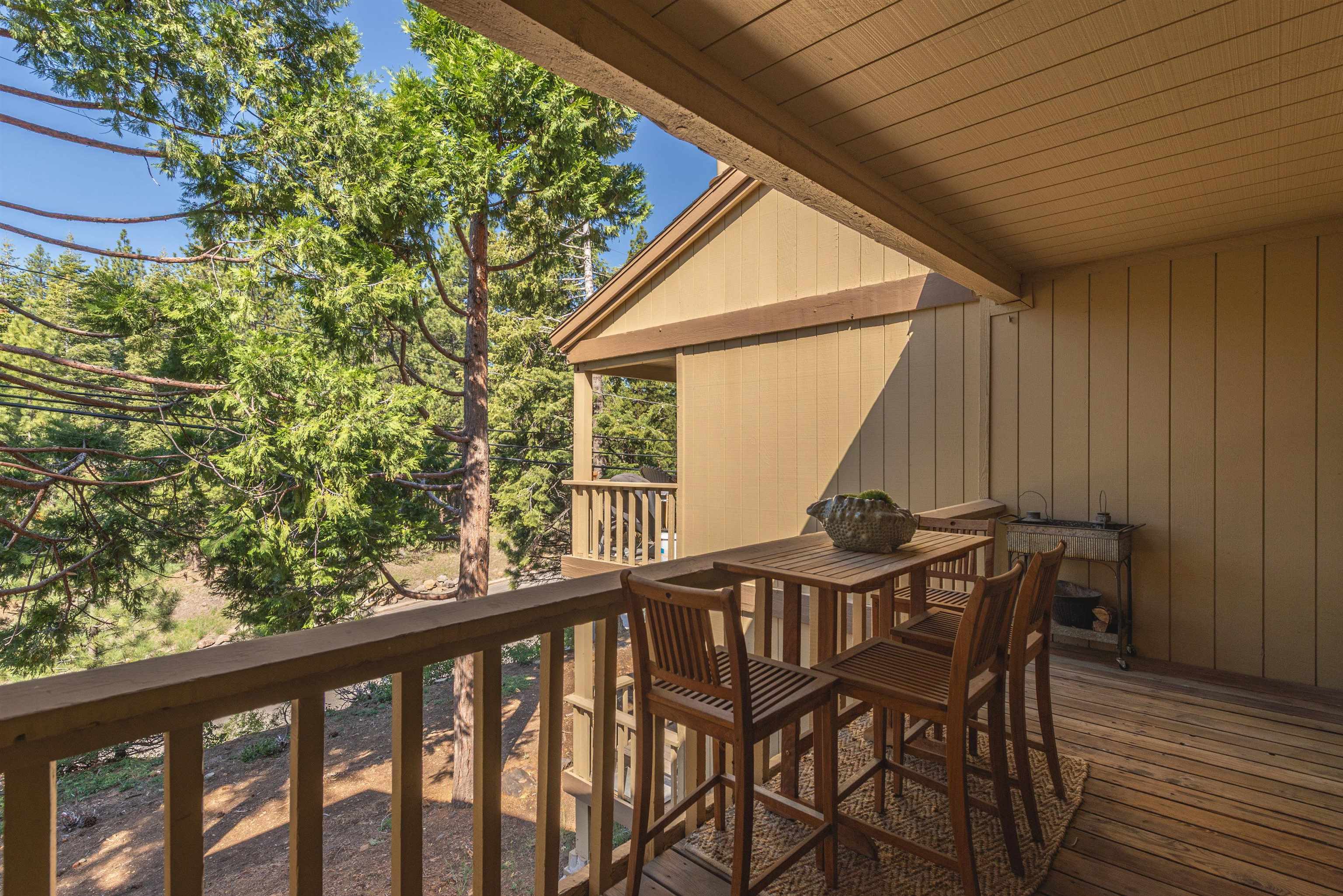 1001 Commonwealth Drive 17