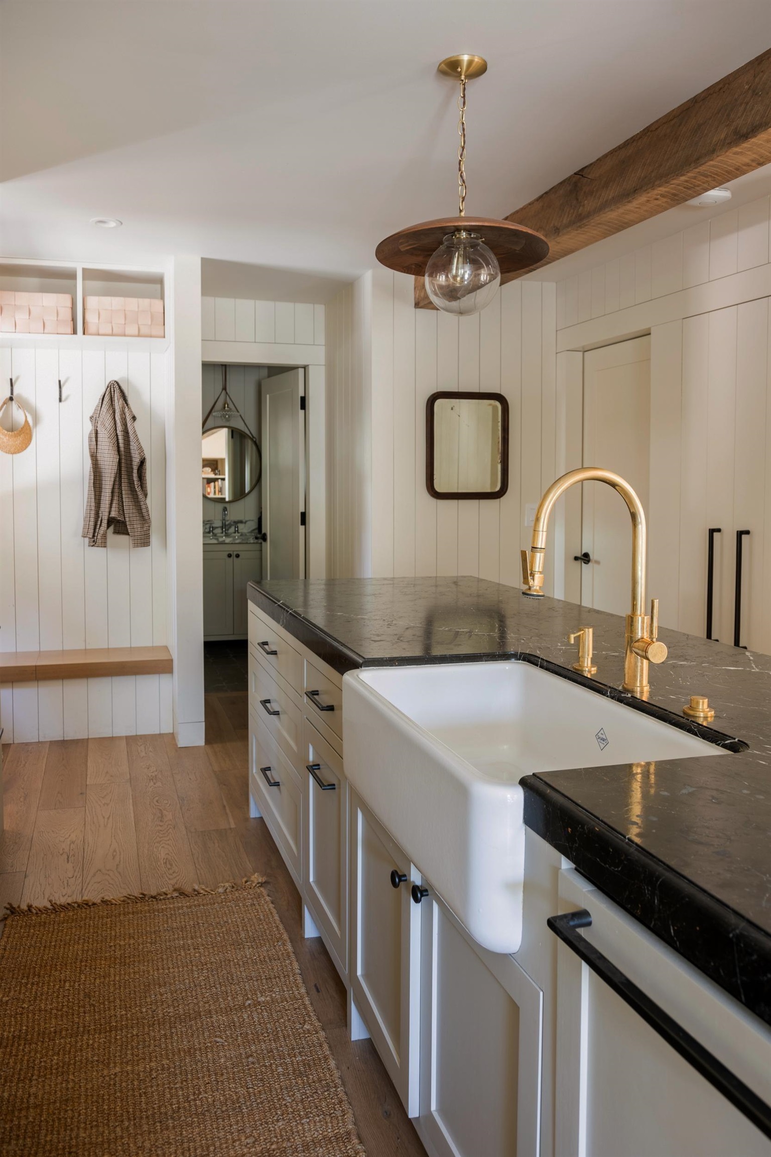 Tahoe City, California 96145, United States, 4 Bedrooms Bedrooms, ,3 BathroomsBathrooms,Residential,Active,172202