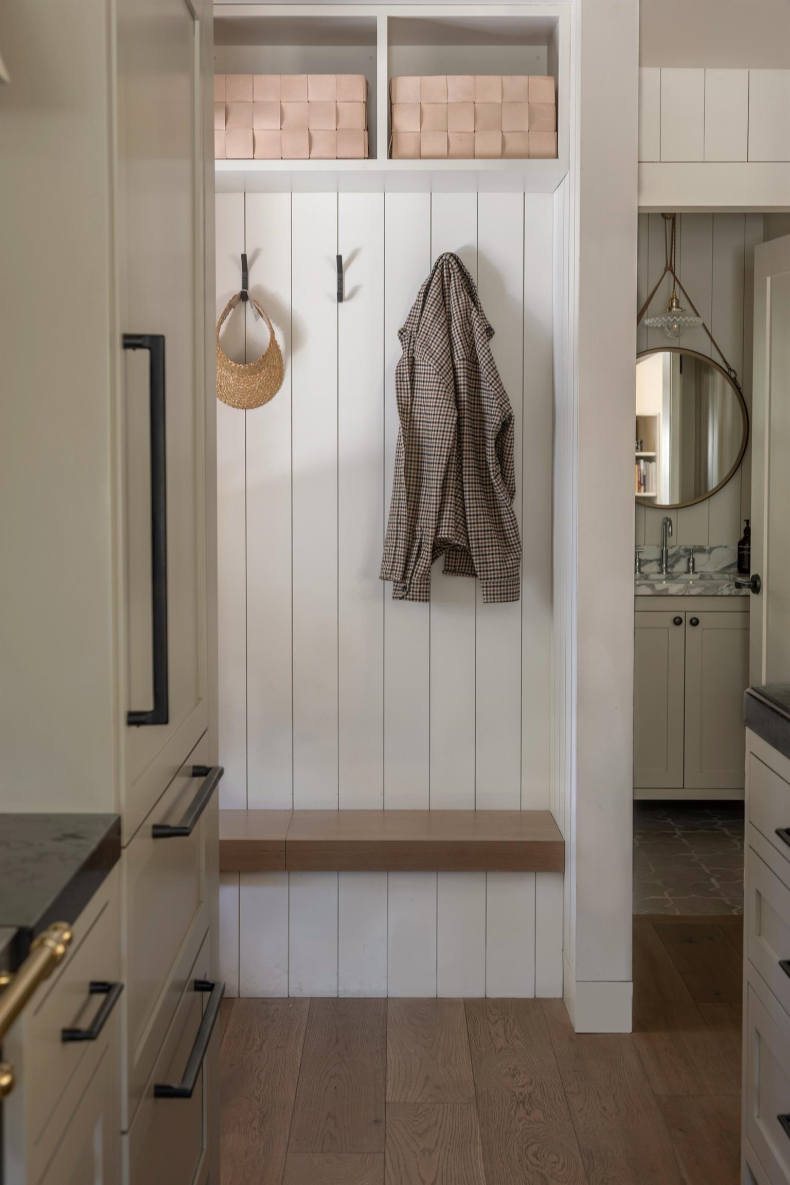 Tahoe City, California 96145, United States, 4 Bedrooms Bedrooms, ,3 BathroomsBathrooms,Residential,Active,172202