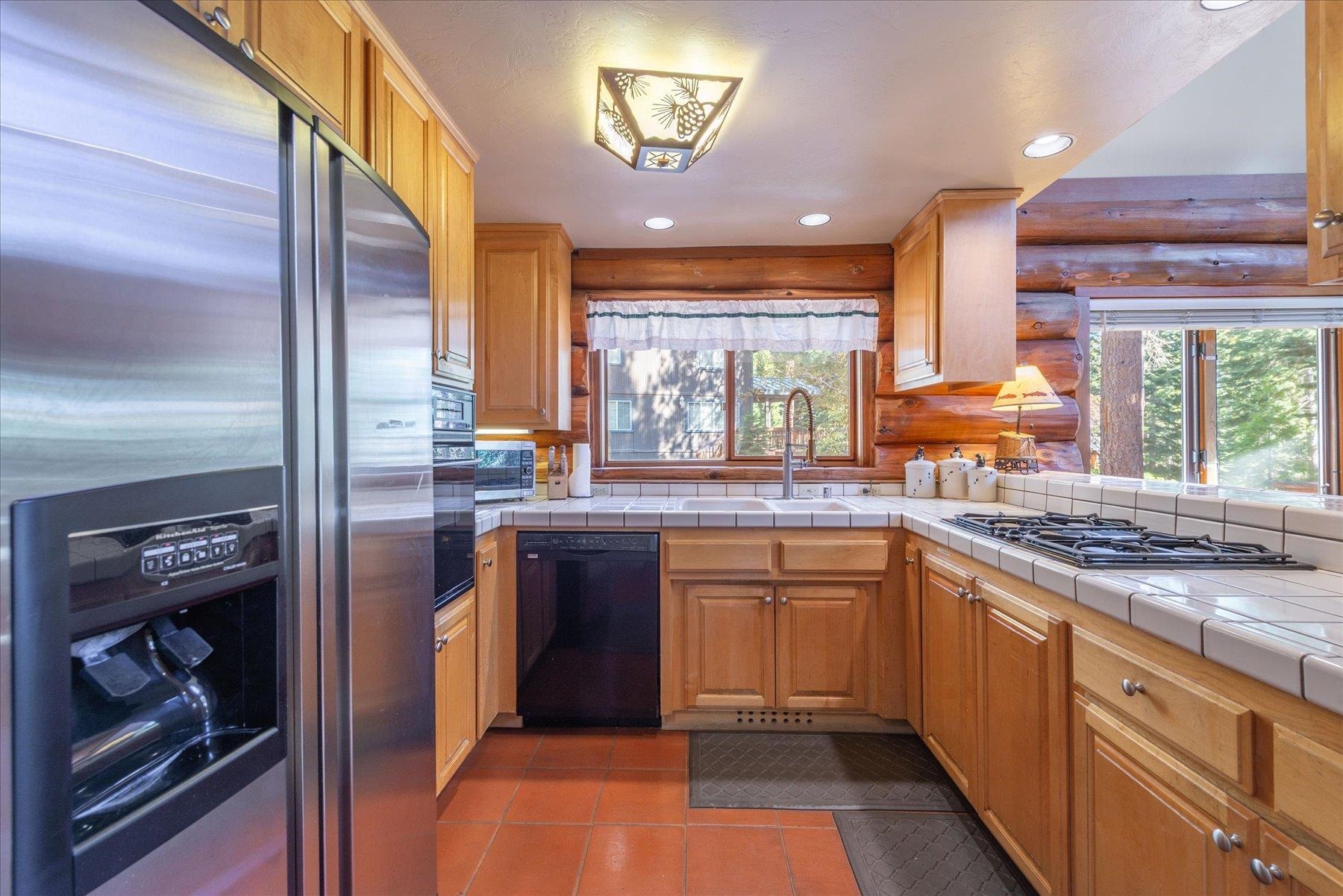 3830 Forest Road