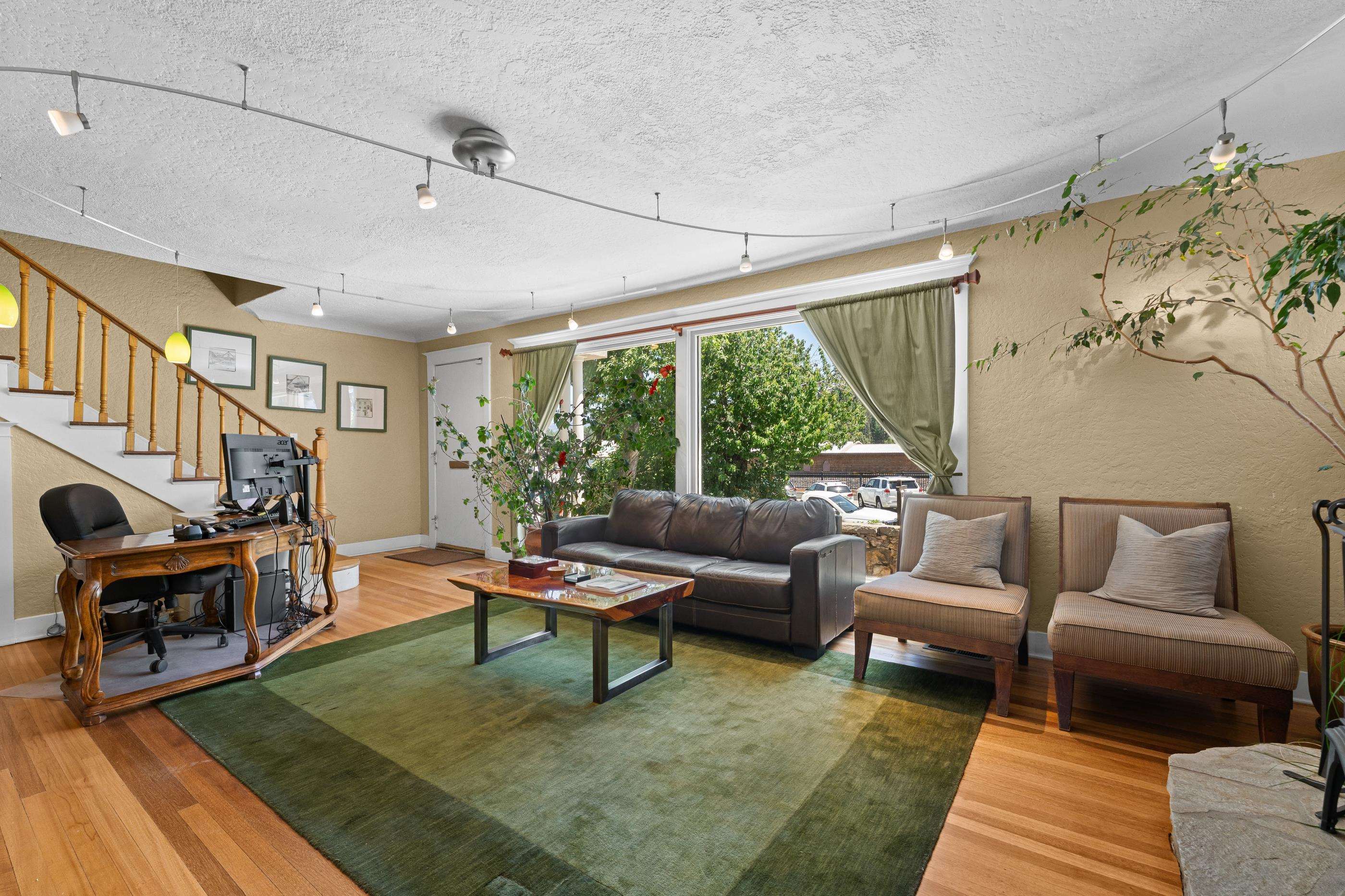 10280 Donner Pass Road