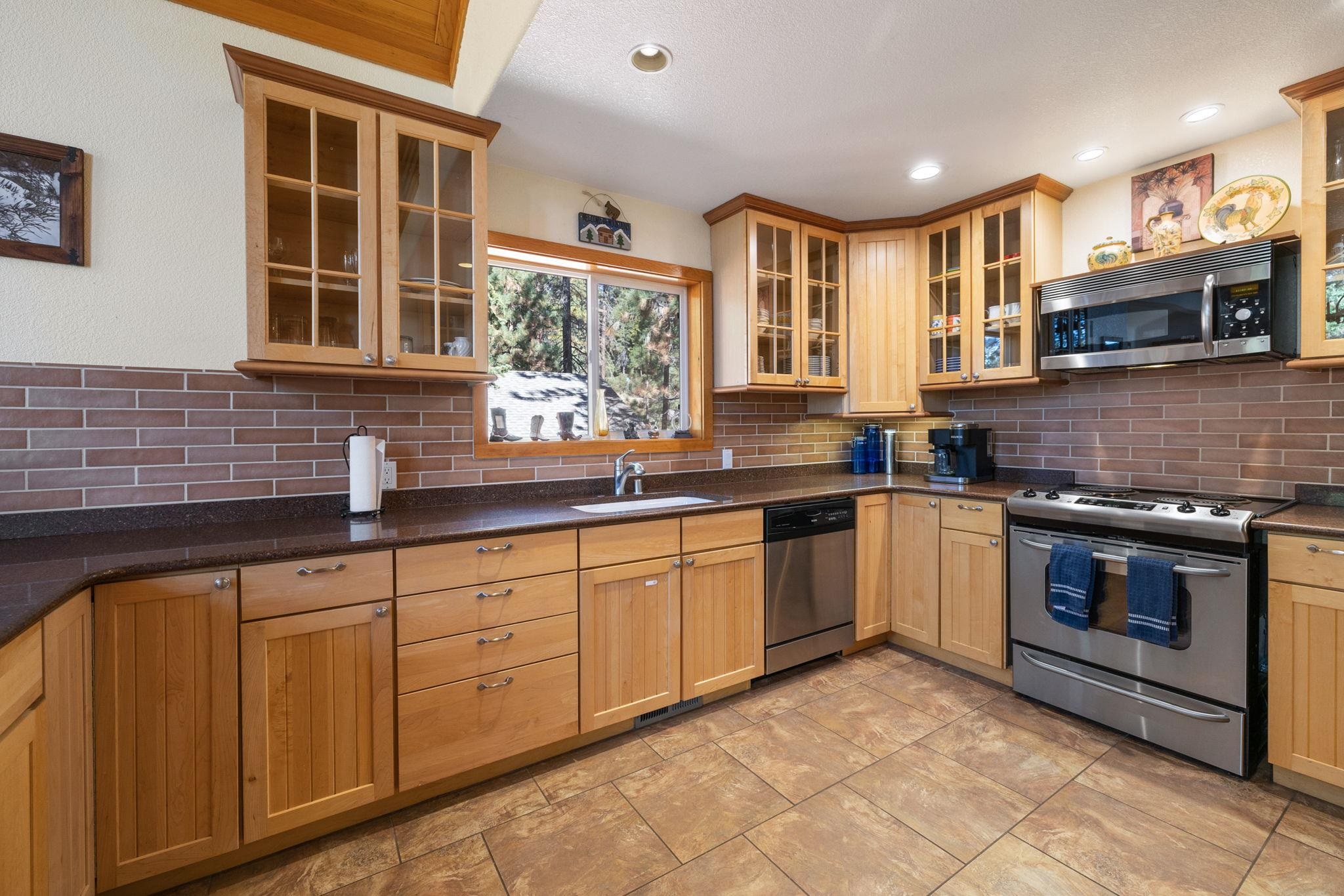 7773 Forest Glenn Drive