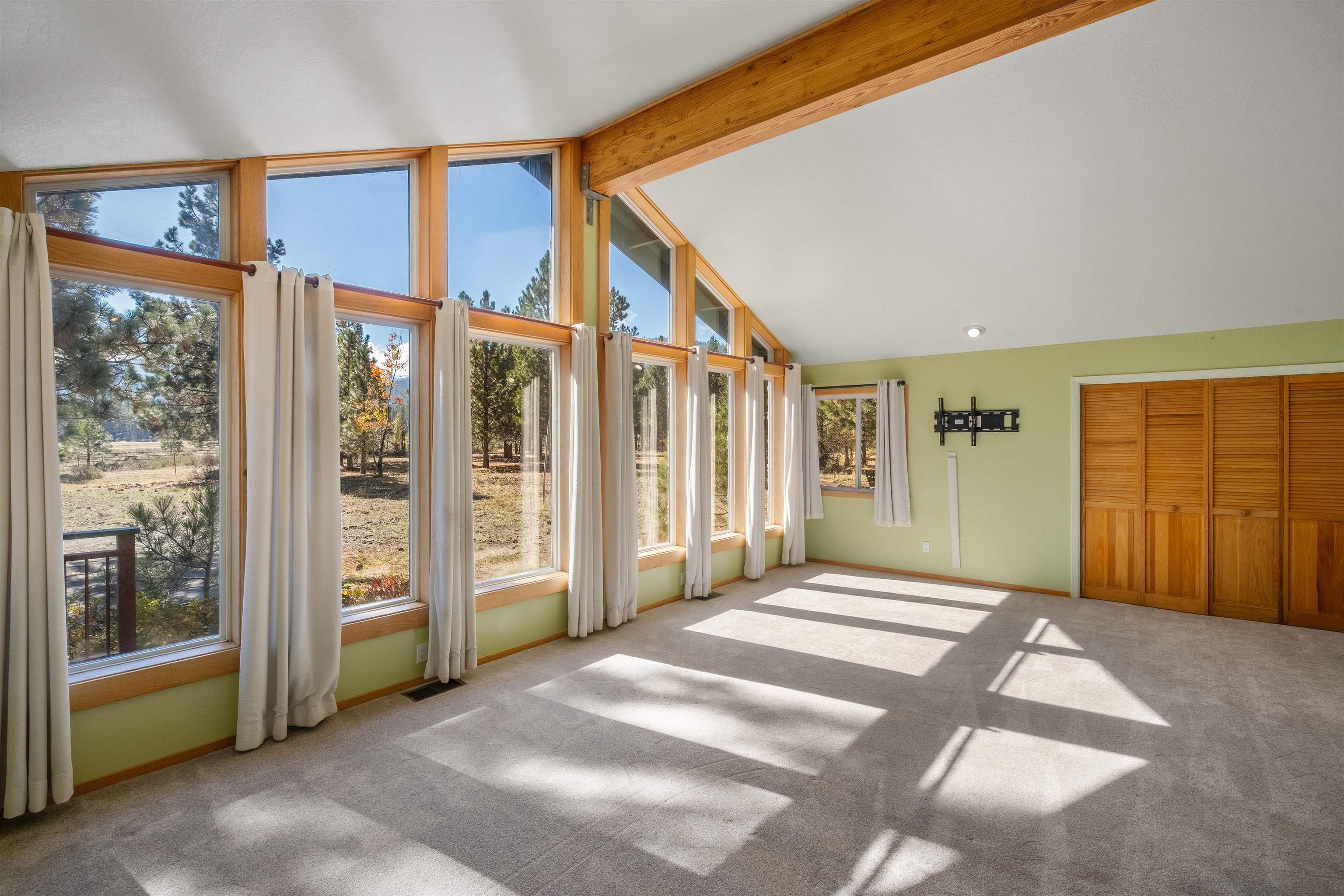240 Meadow Ranch Road