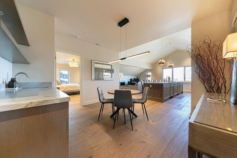 12313 Soaring Way 3D Truckee CA 96161