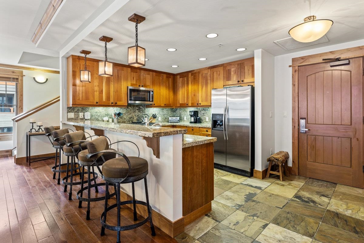 8001 Northstar Drive 414 - MLK Week - Share 5