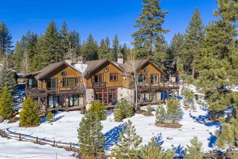 10213 Annies Loop Truckee CA 96161