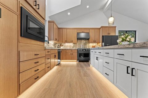 1174 Statford Way Tahoe Vista CA 96148