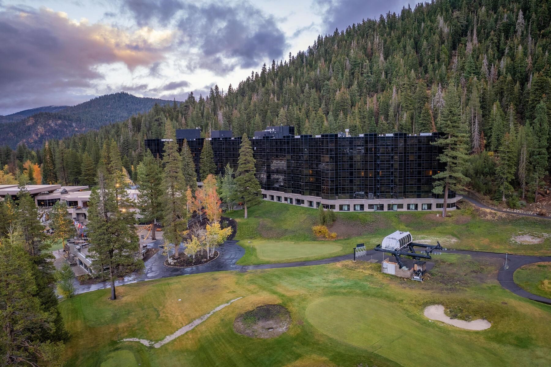 400 Resort Road 722-724