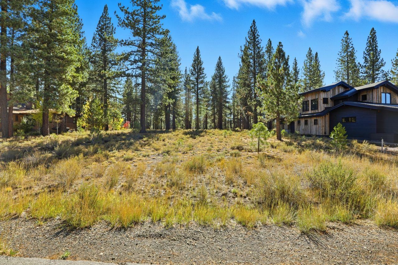 11111 Henness Road