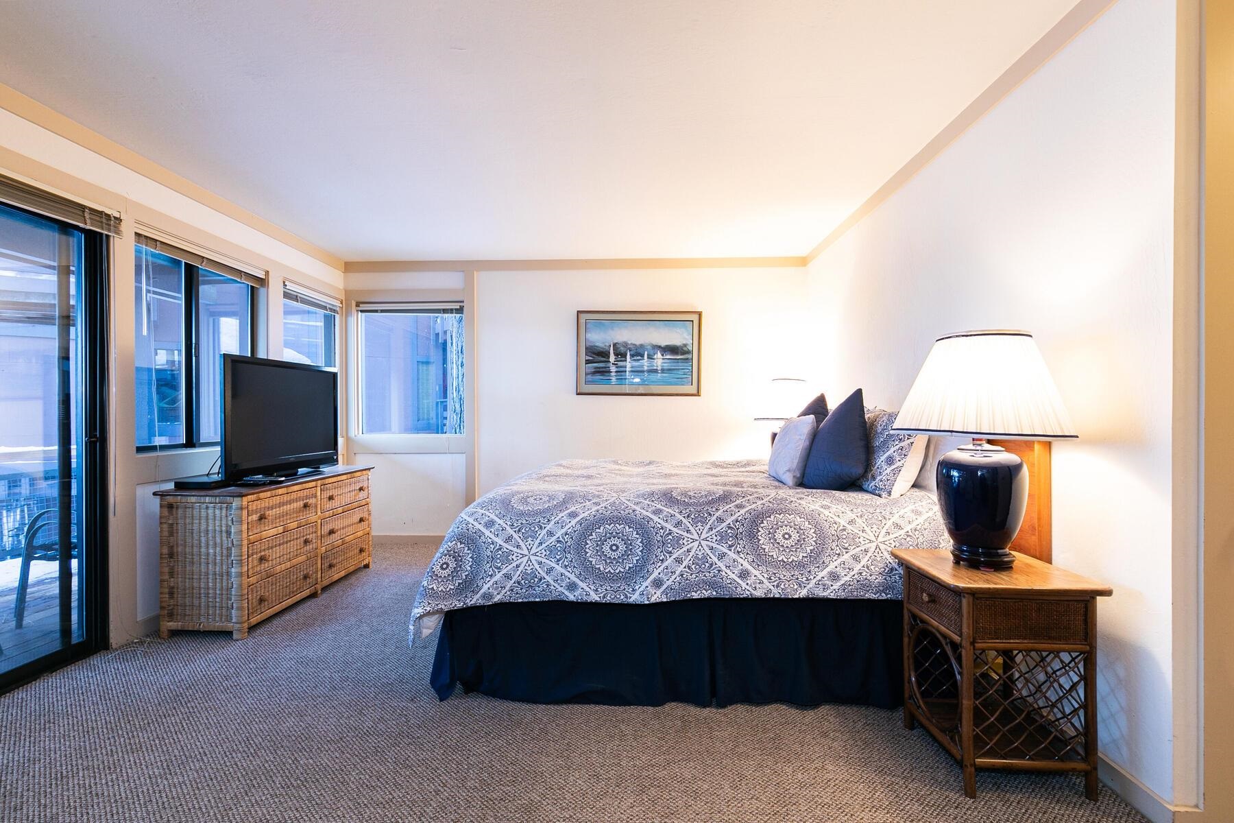 3600 North Lake Boulevard 135