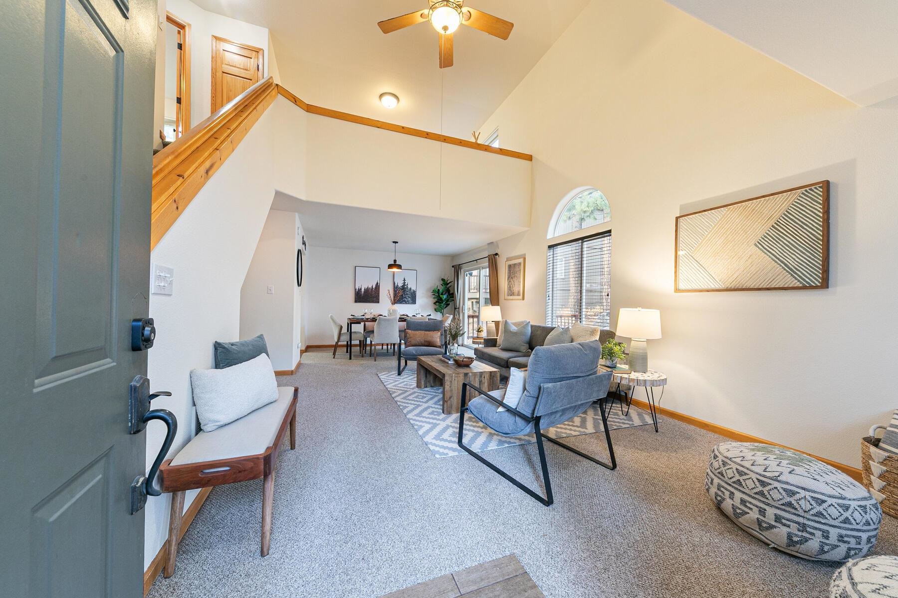 12473 Northwoods Boulevard 2