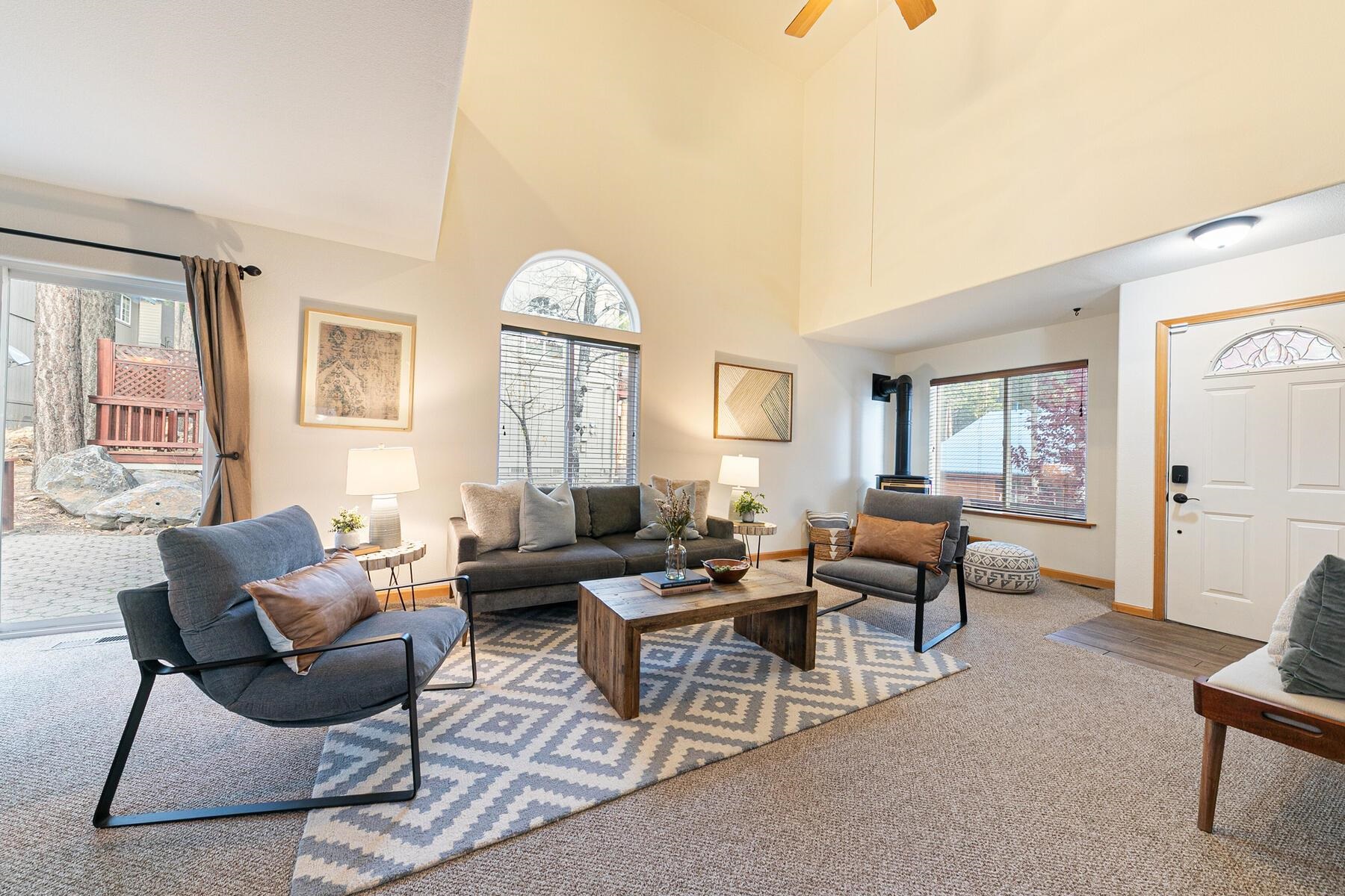 12473 Northwoods Boulevard 2