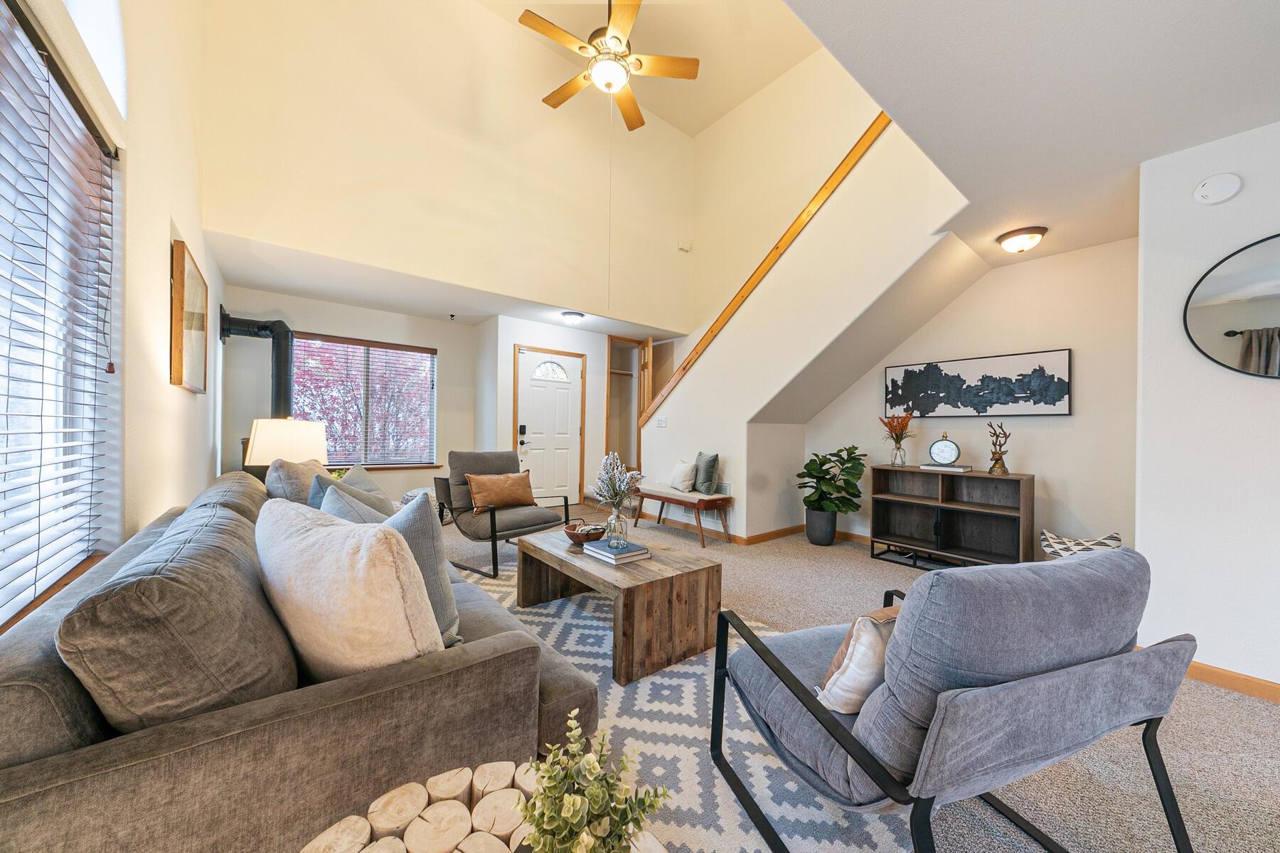 12473 Northwoods Boulevard 2