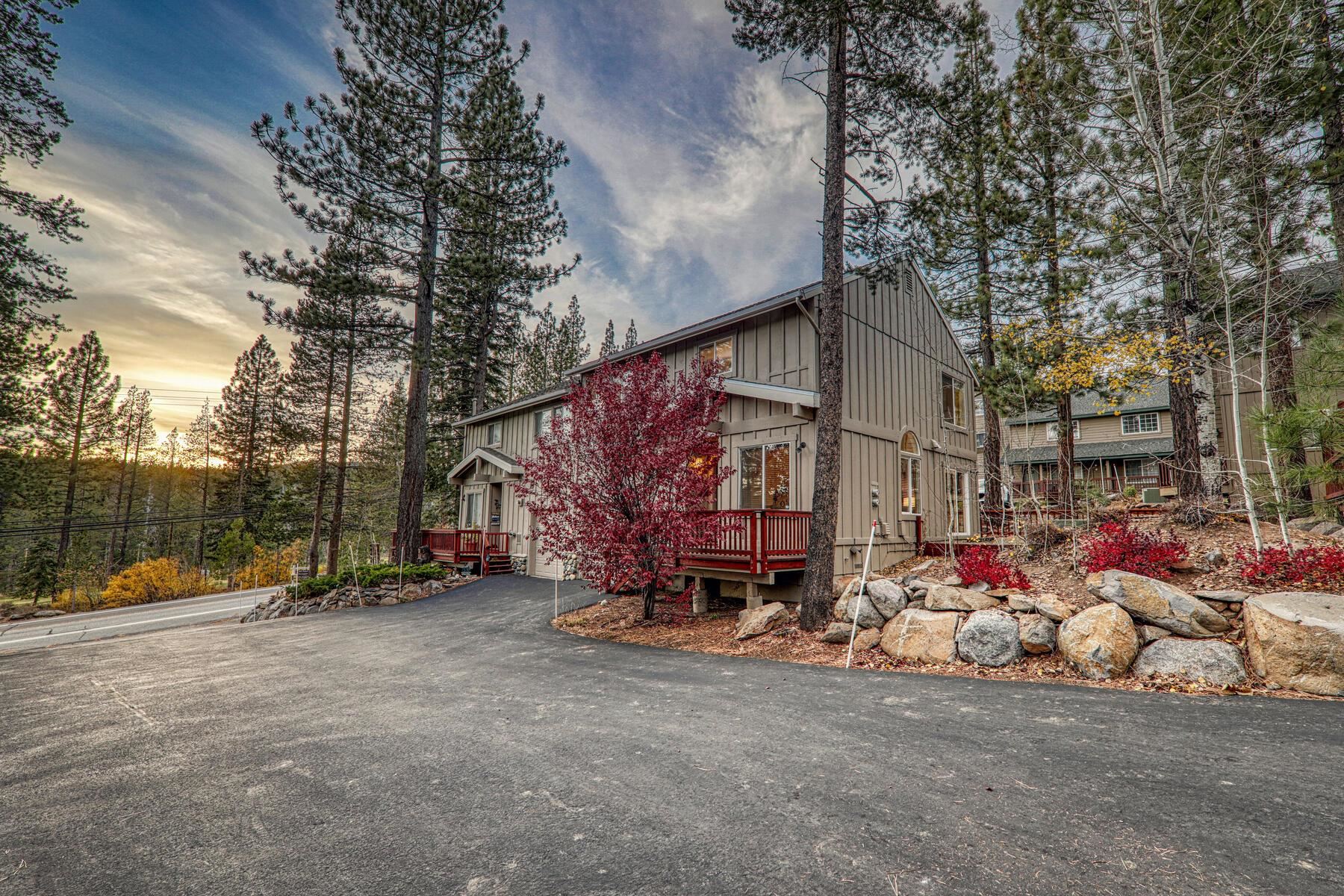 12473 Northwoods Boulevard 2