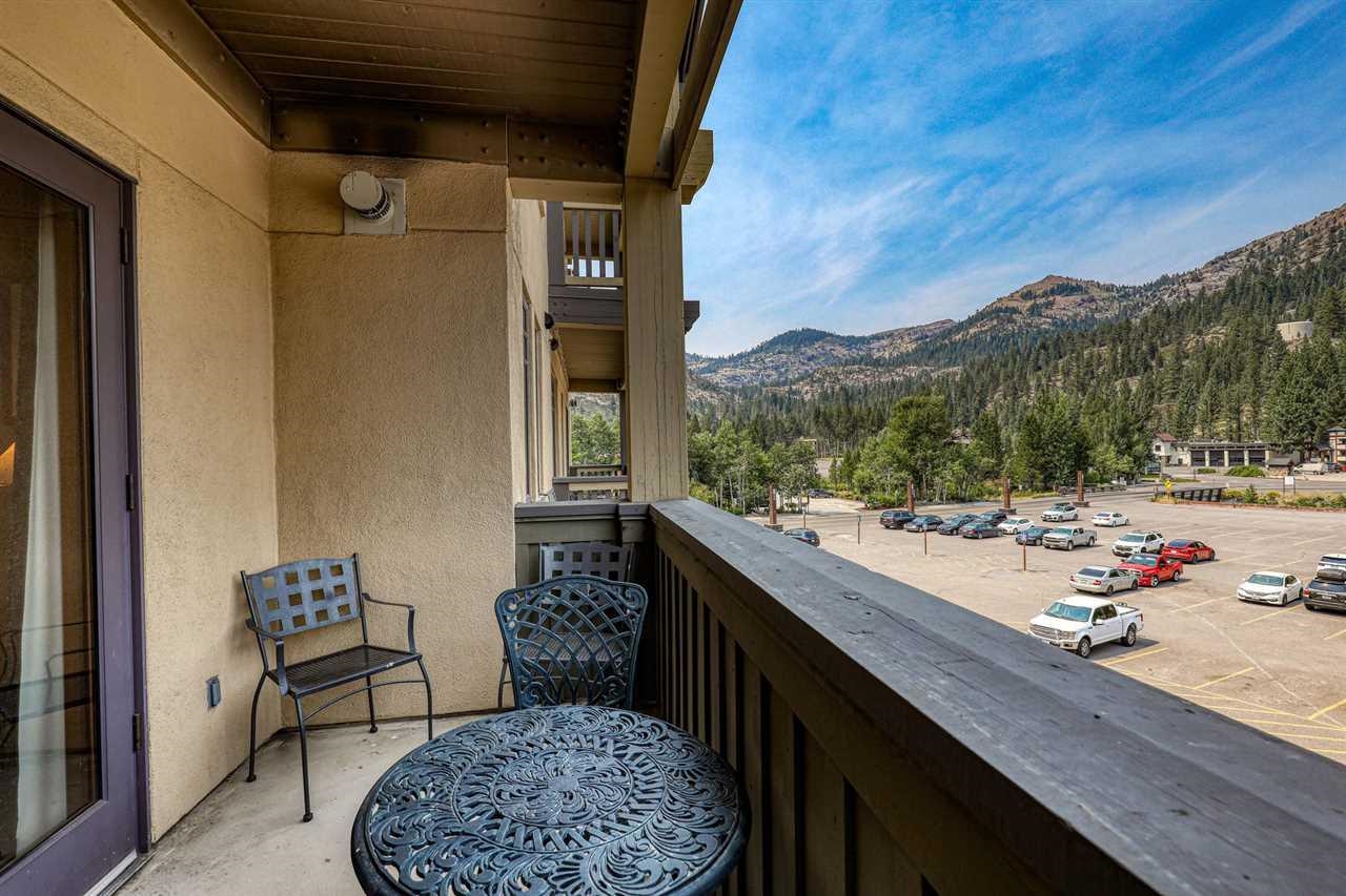 1985 Olympic Valley Road 216 (2-216)