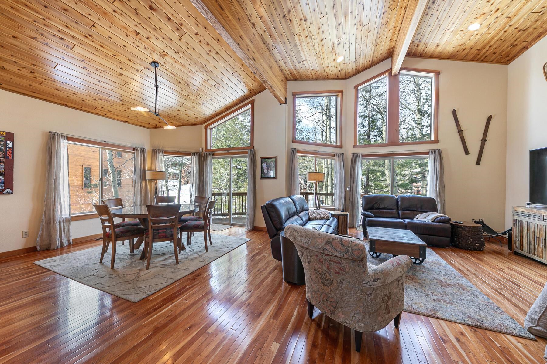 1018 Snow Crest Road