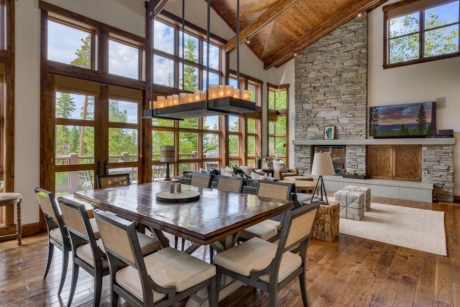 14040 Trailside Loop