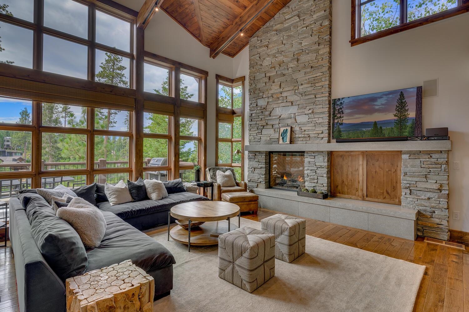 14040 Trailside Loop