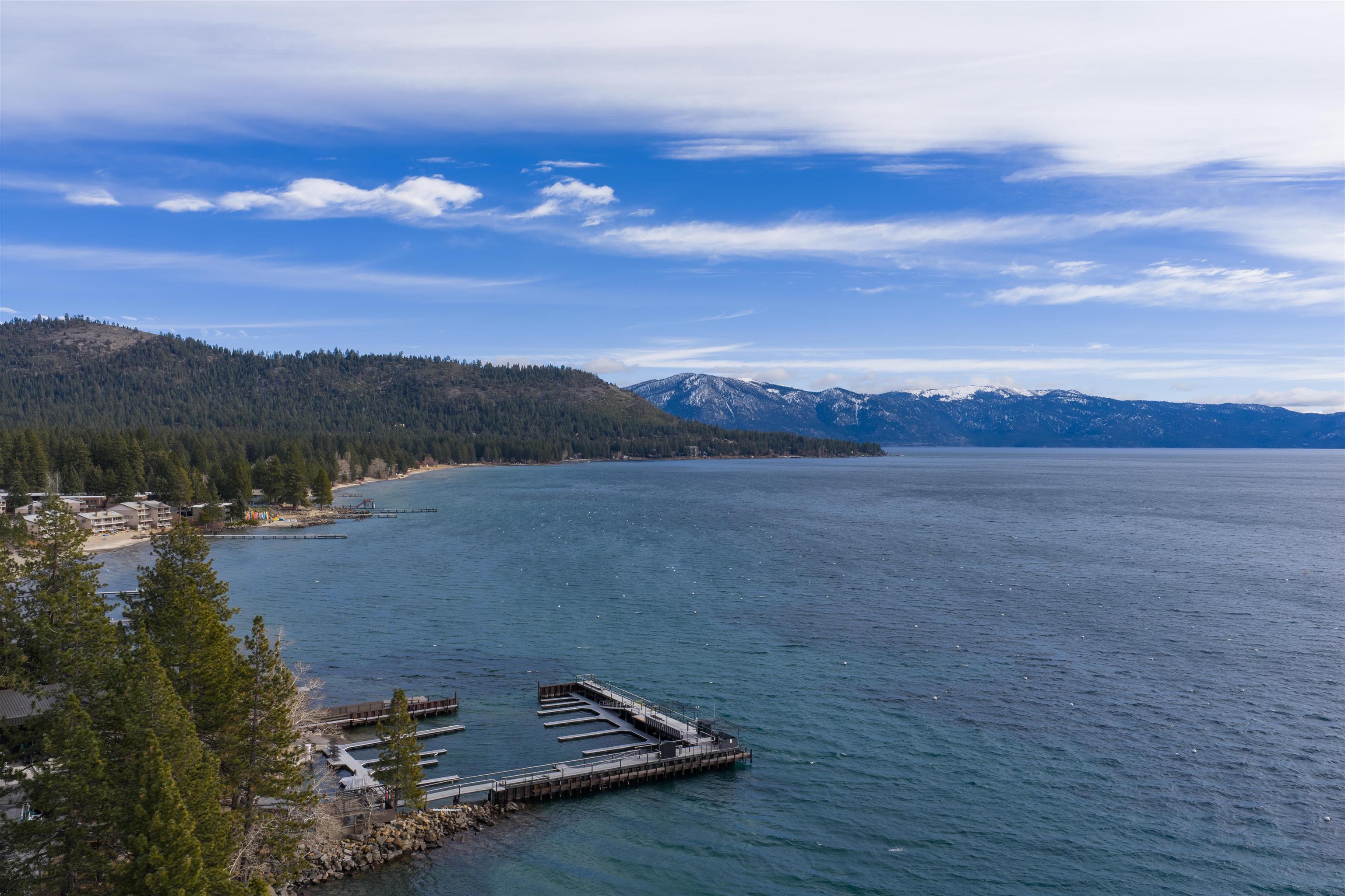 7276 North Lake Boulevard