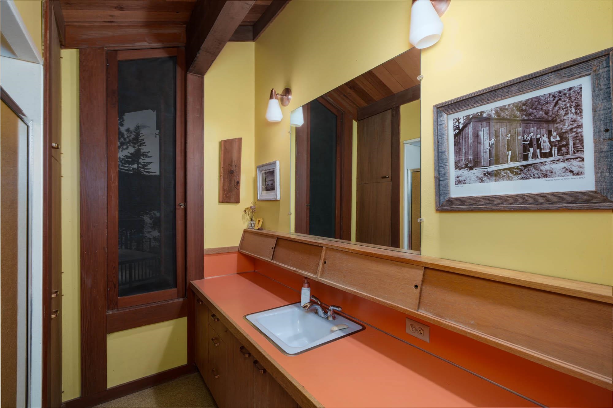 Homewood, California 96141, United States, 4 Bedrooms Bedrooms, ,2 BathroomsBathrooms,Residential,Active,214542