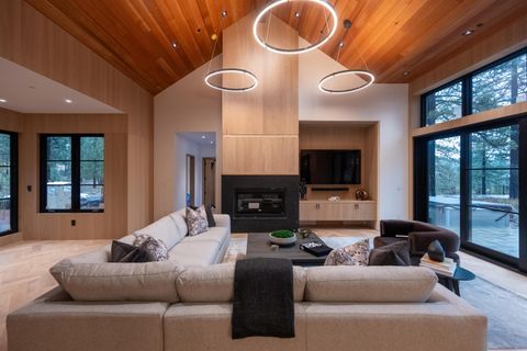 10212 Dick Barter Truckee CA 96161