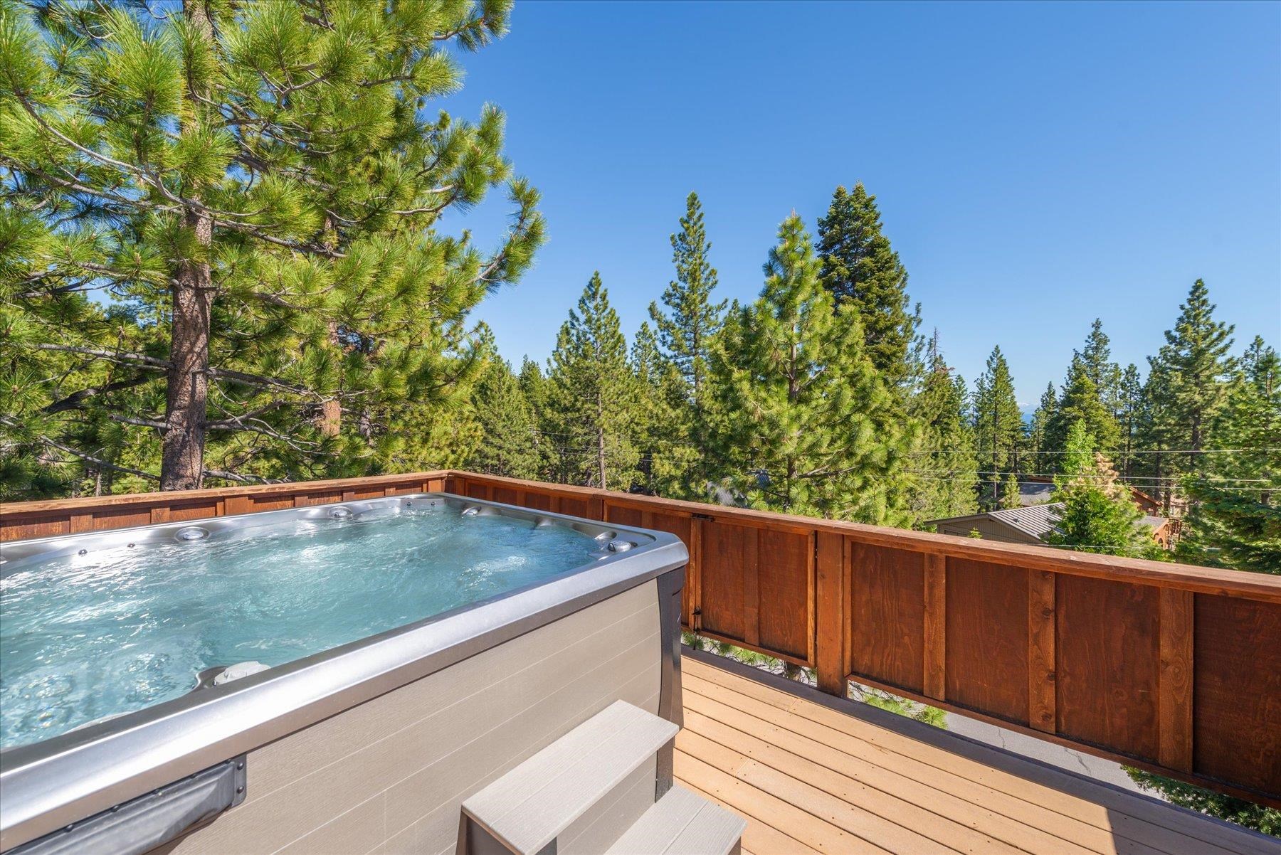 Kings Beach, California 96143, United States, 4 Bedrooms Bedrooms, ,3 BathroomsBathrooms,Residential,Active,10436