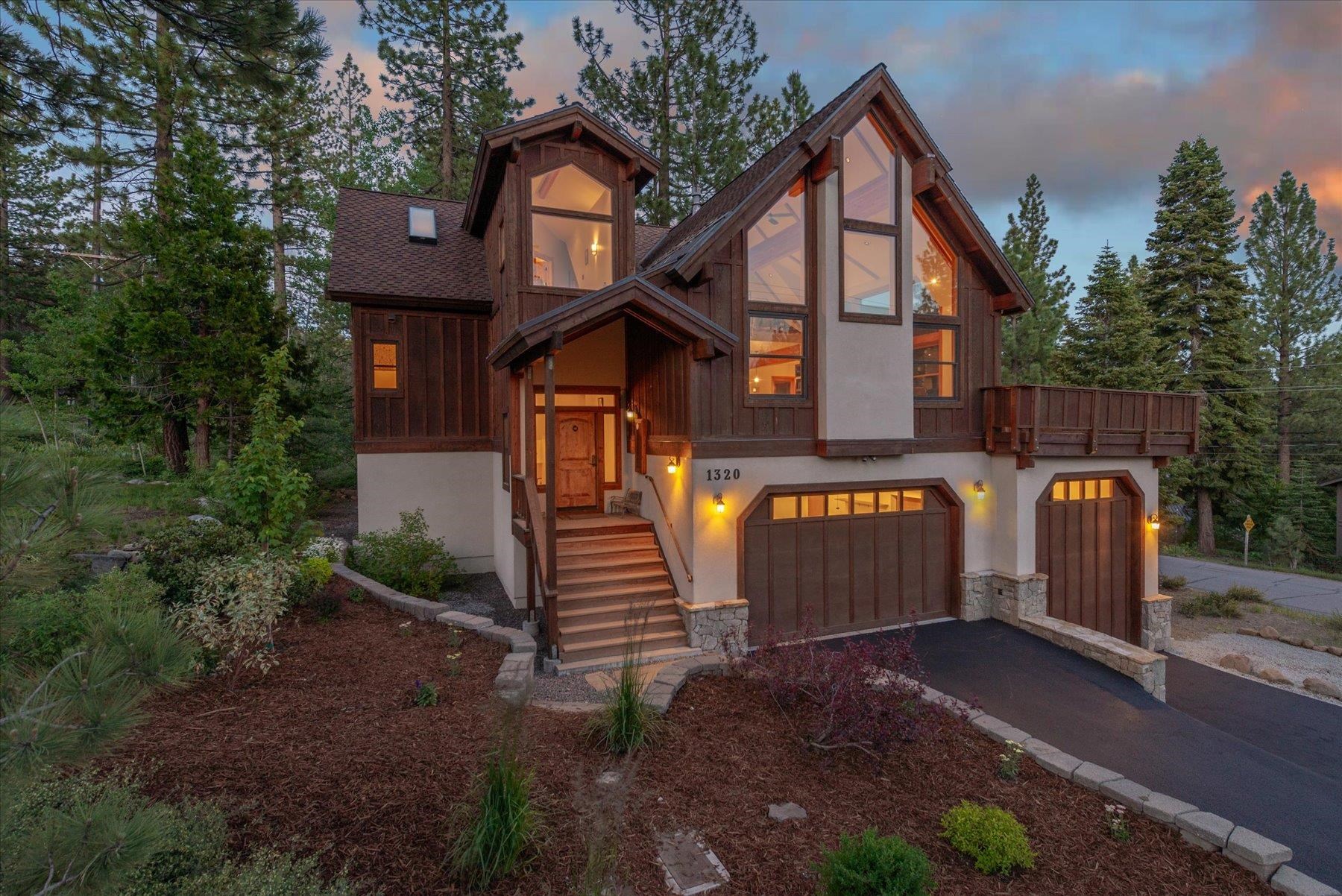 Kings Beach, California 96143, United States, 4 Bedrooms Bedrooms, ,3 BathroomsBathrooms,Residential,Active,10436