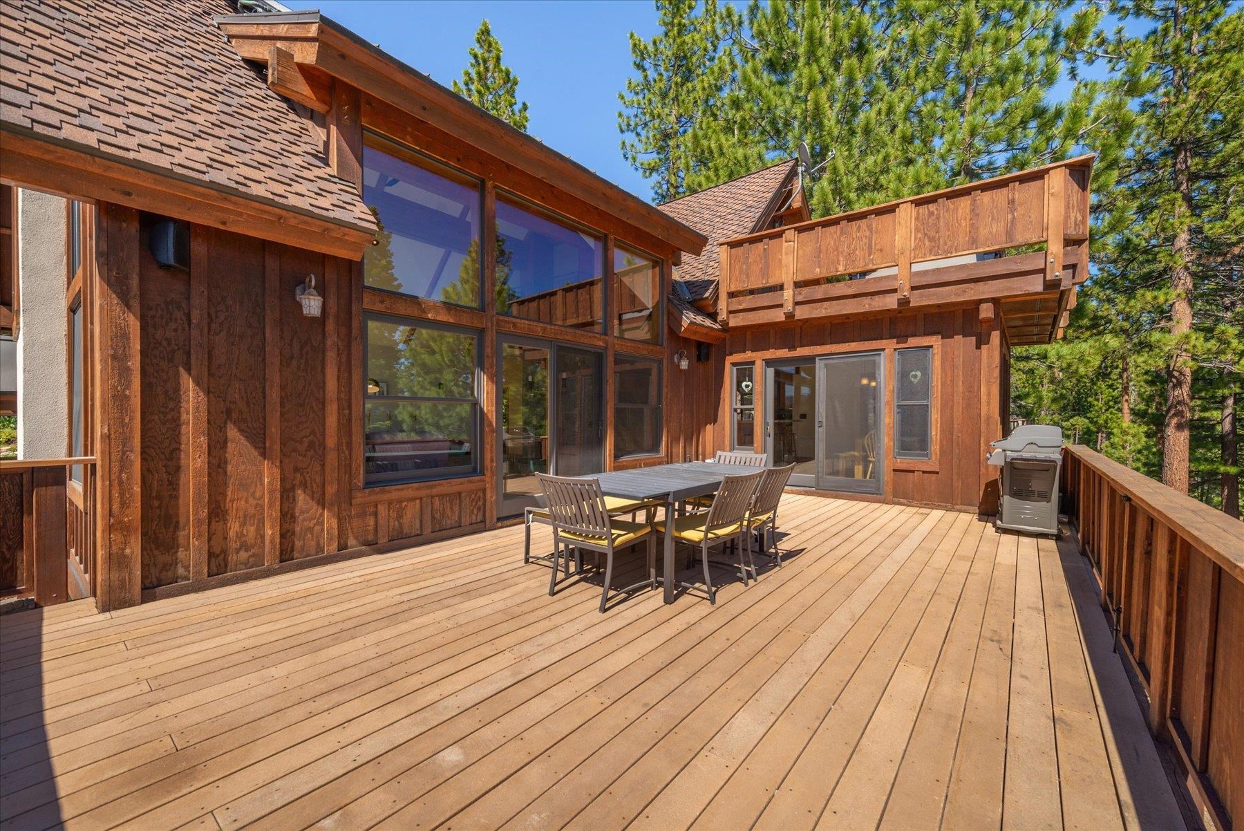 Kings Beach, California 96143, United States, 4 Bedrooms Bedrooms, ,3 BathroomsBathrooms,Residential,Active,10436