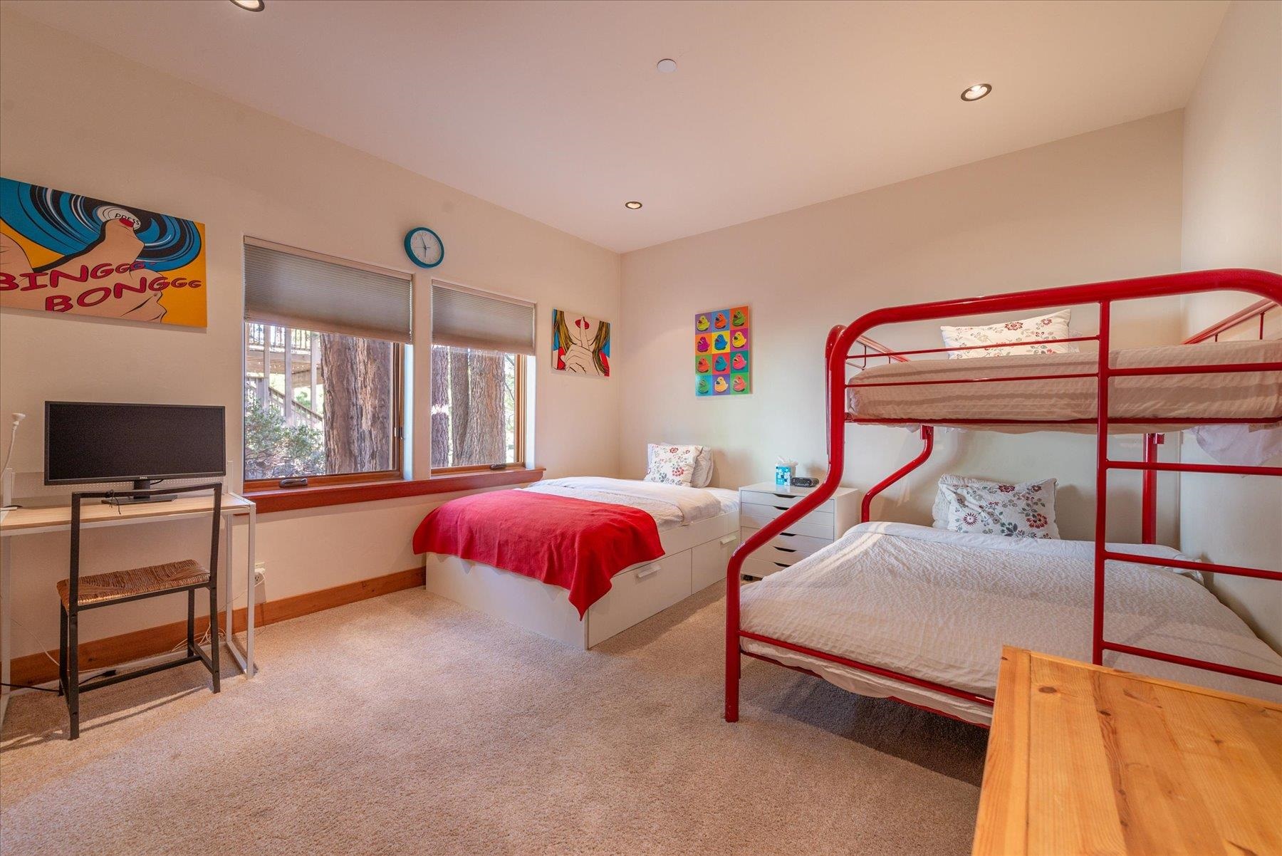 Kings Beach, California 96143, United States, 4 Bedrooms Bedrooms, ,3 BathroomsBathrooms,Residential,Active,10436