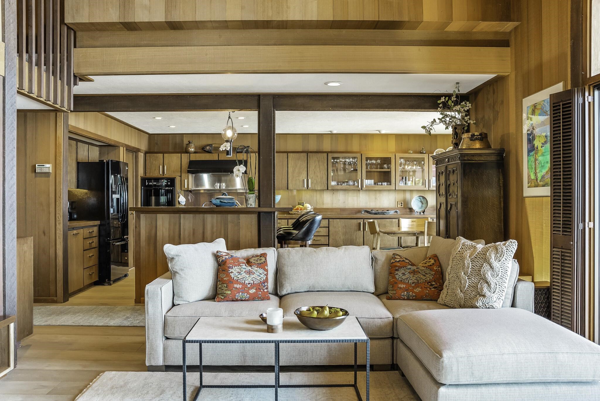 3540 West Lake Boulevard