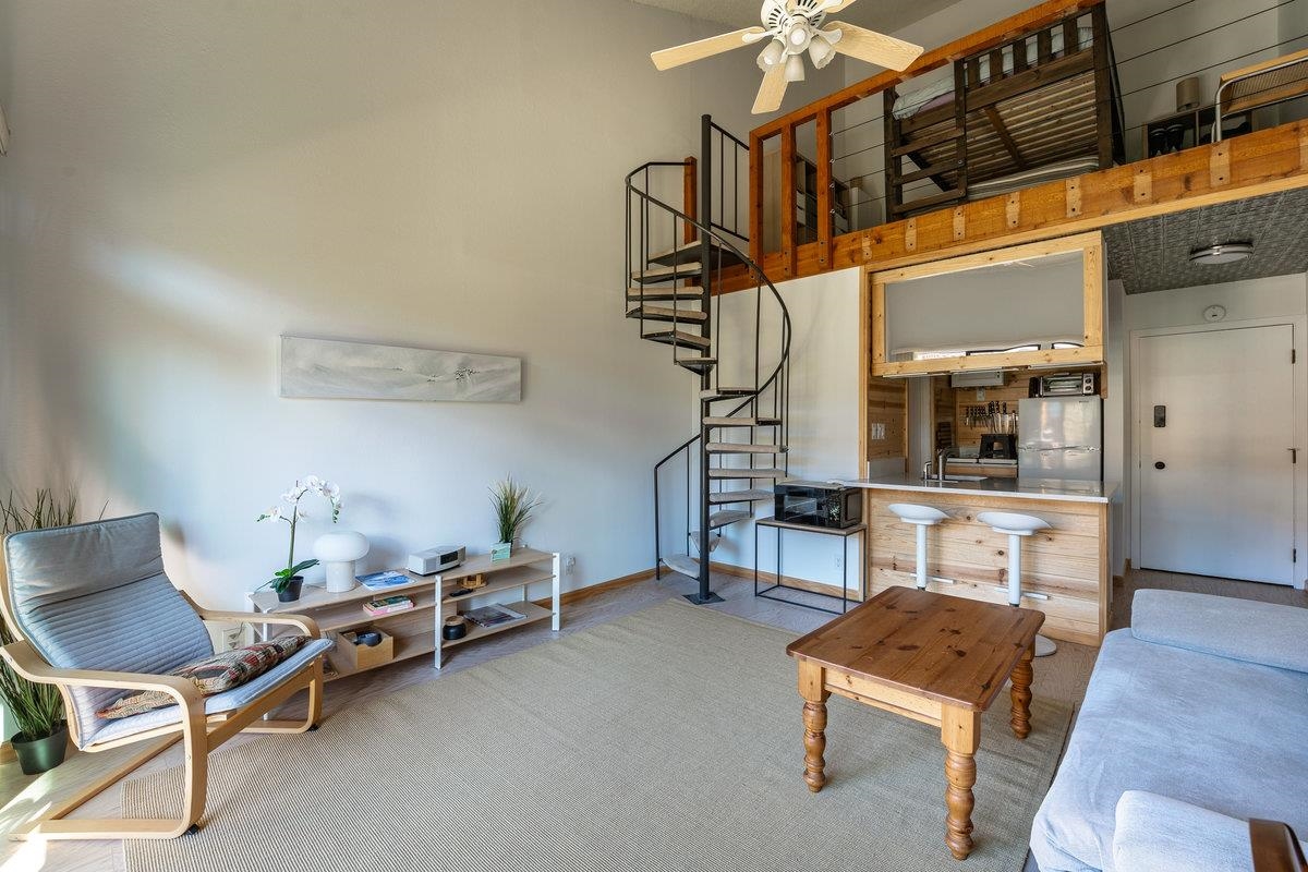 11591 Snowpeak Way 407