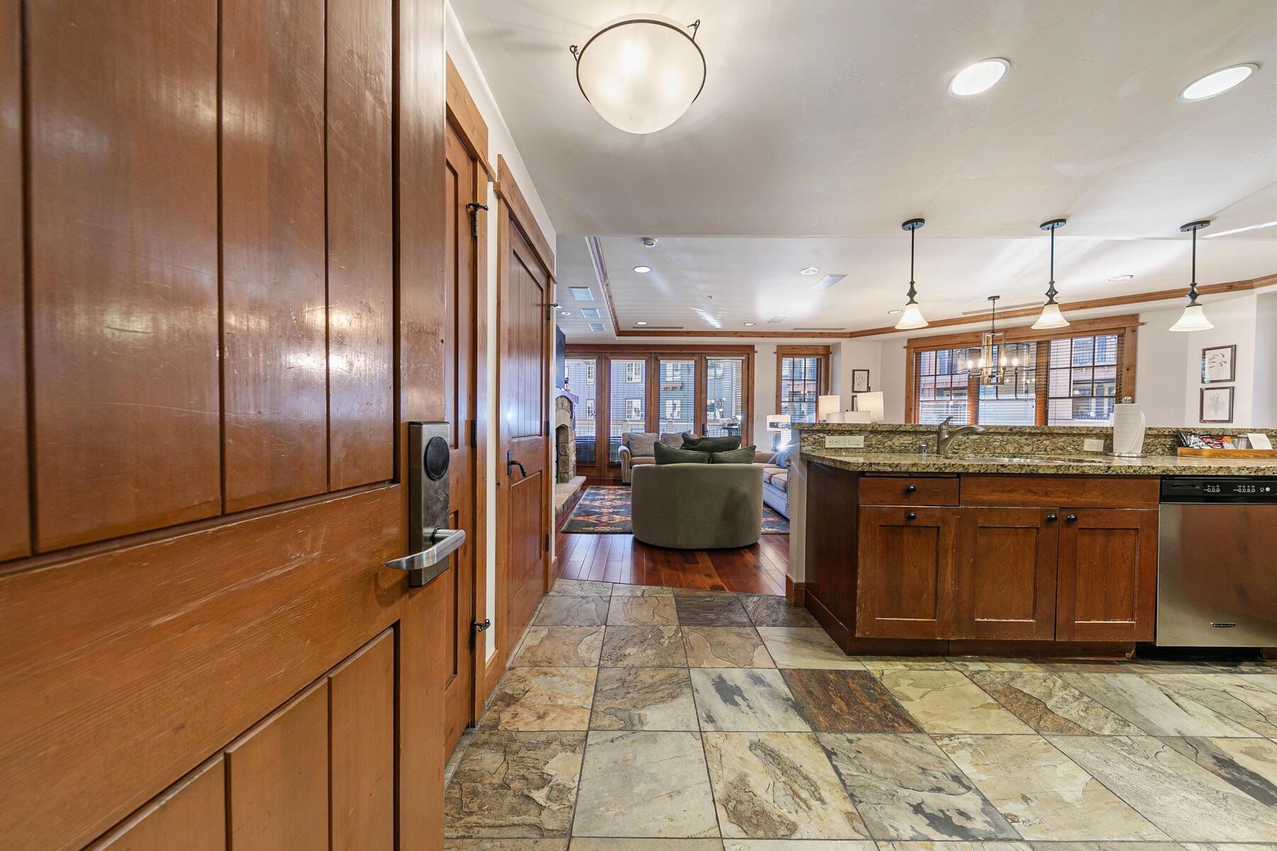 8001 Northstar Drive