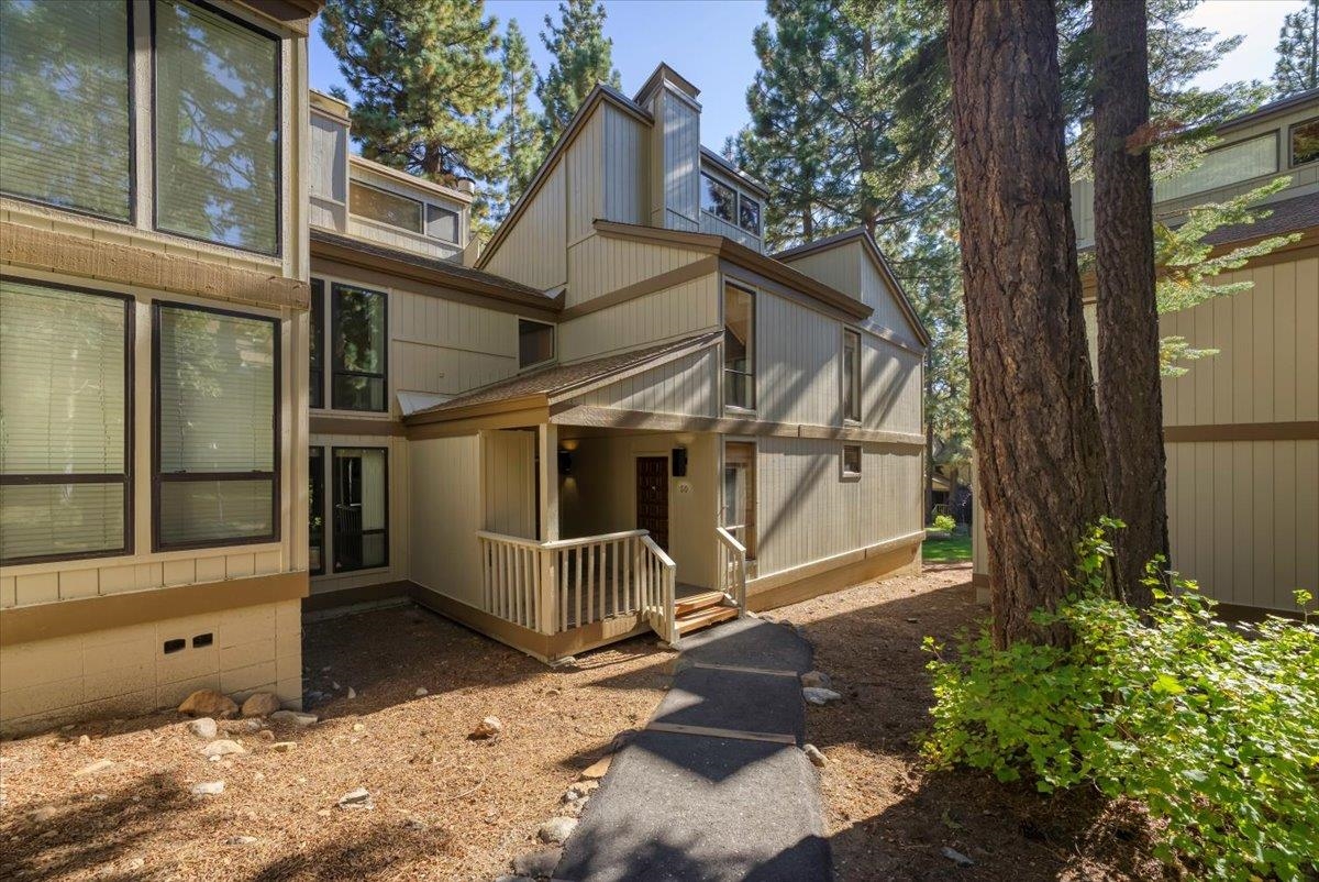1001 Commonwealth Drive 49
