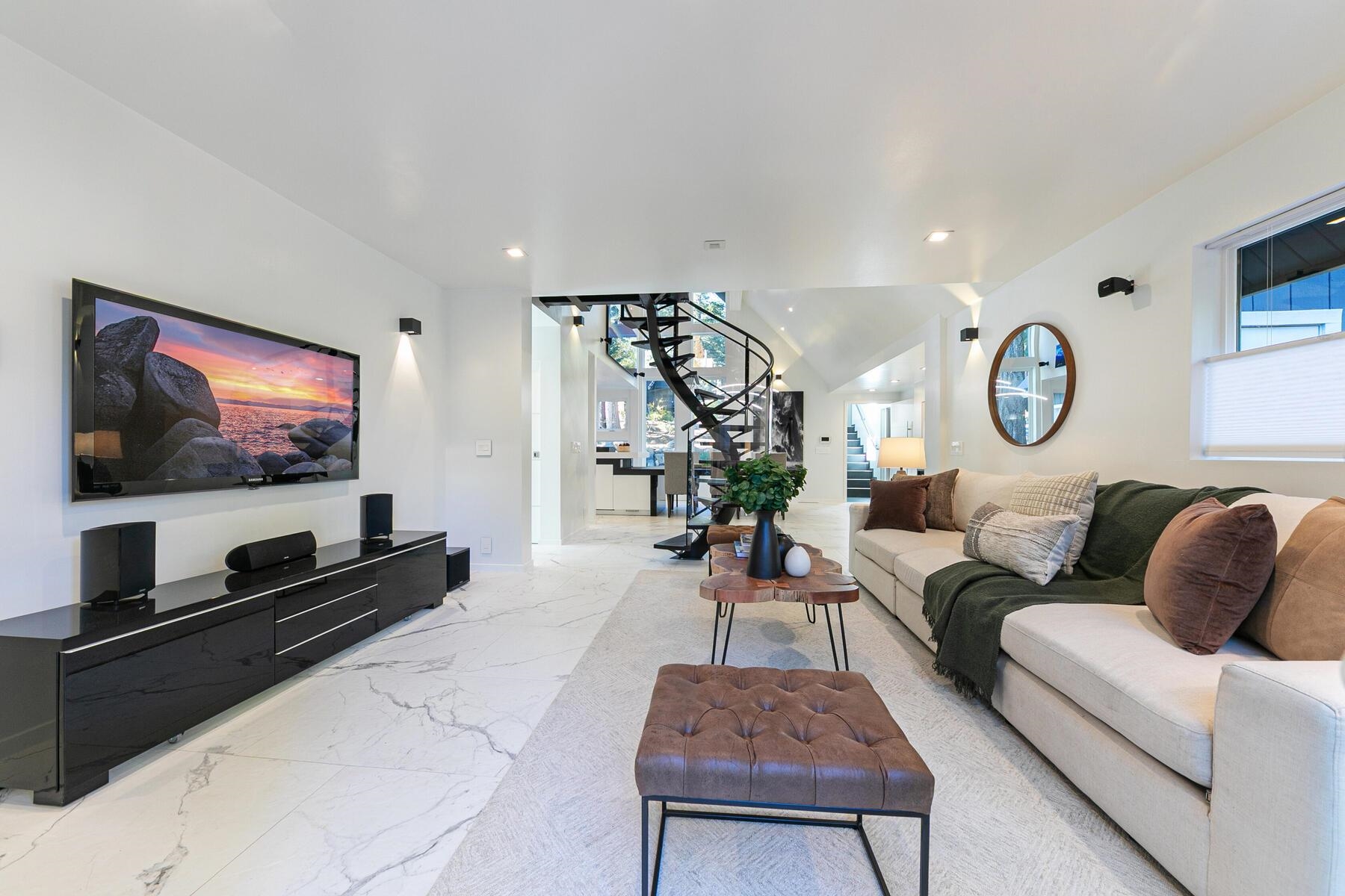 3830 Dinah Road