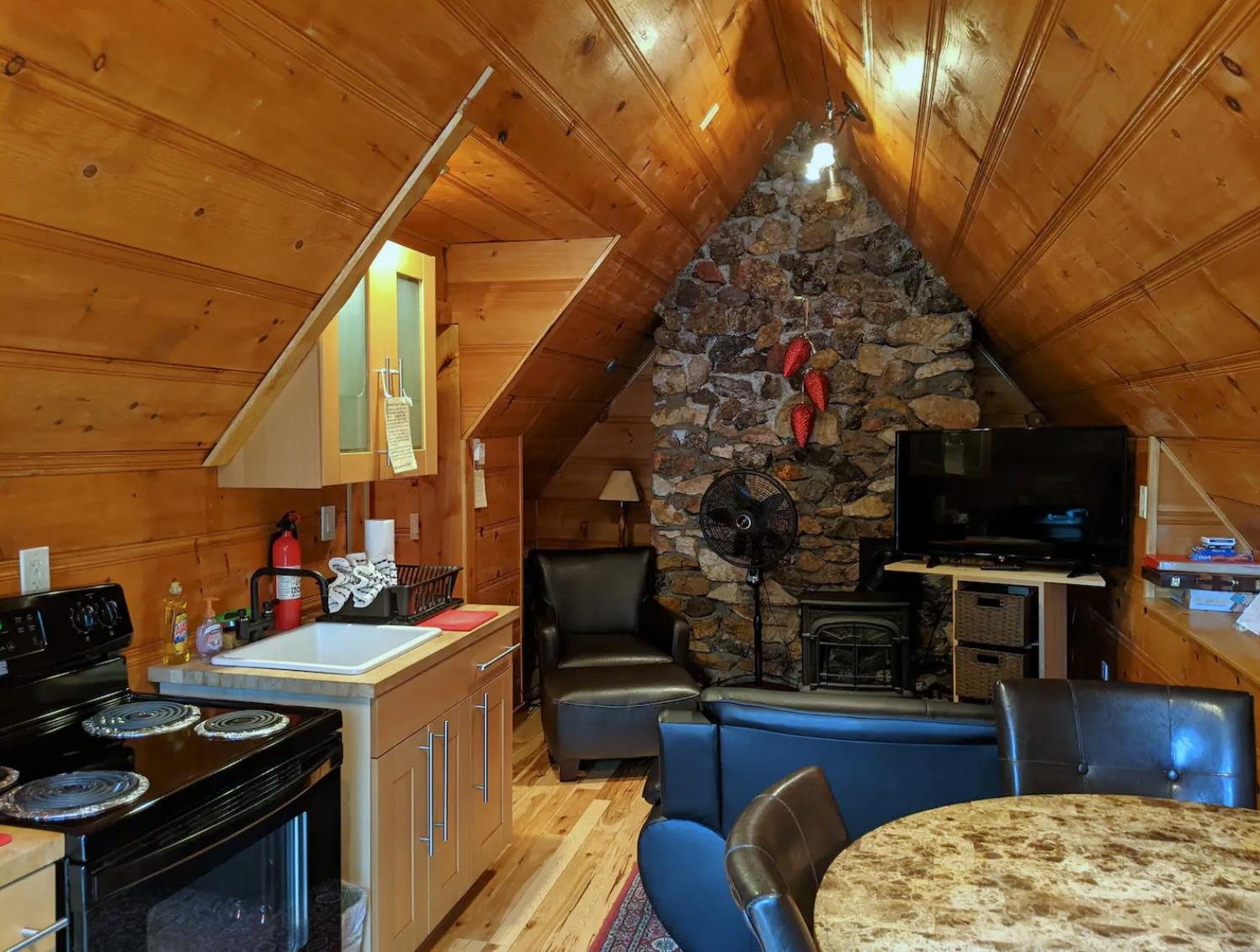 2255 West Lake Boulevard